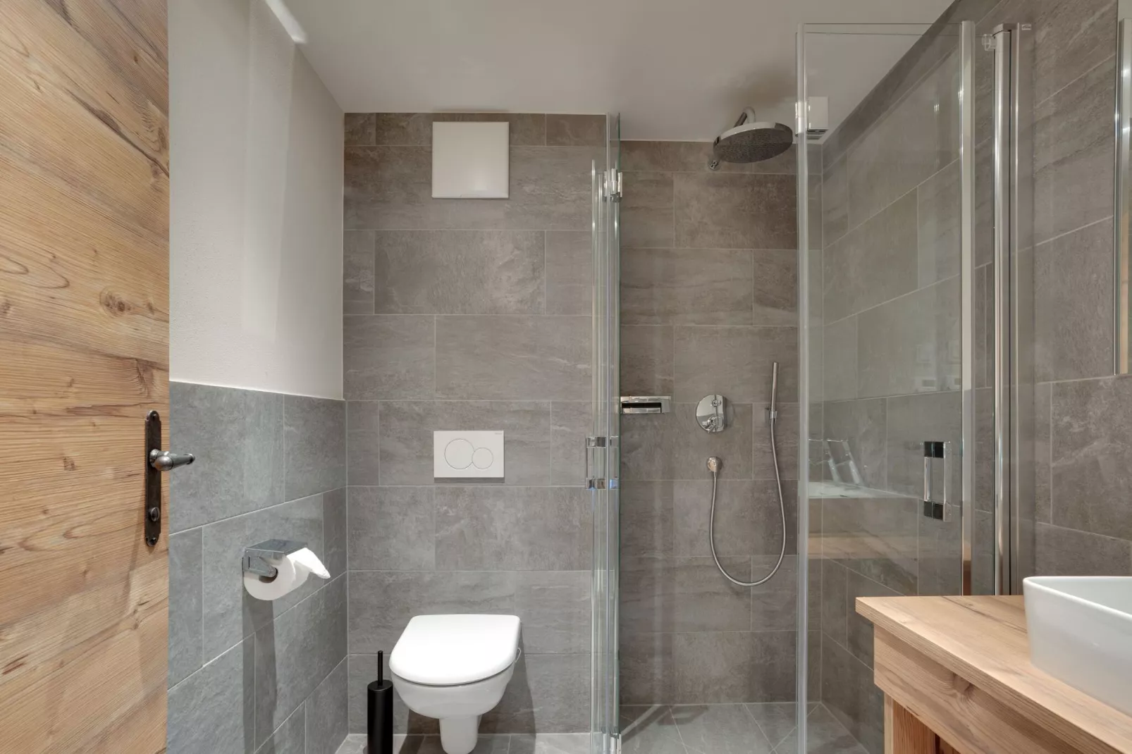 Chalet 97-Bathroom