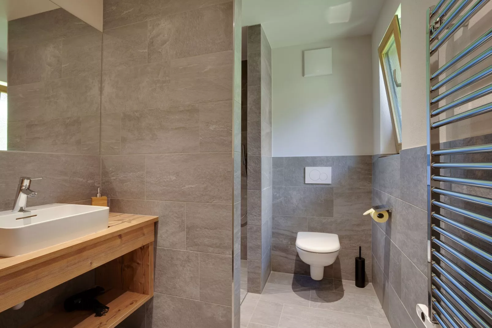 Chalet 97-Bathroom