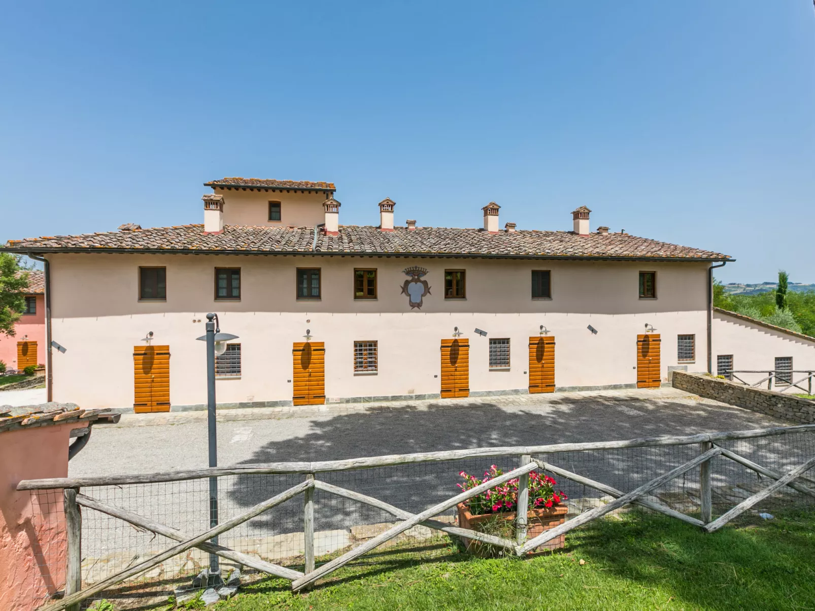 Francigena-Outside