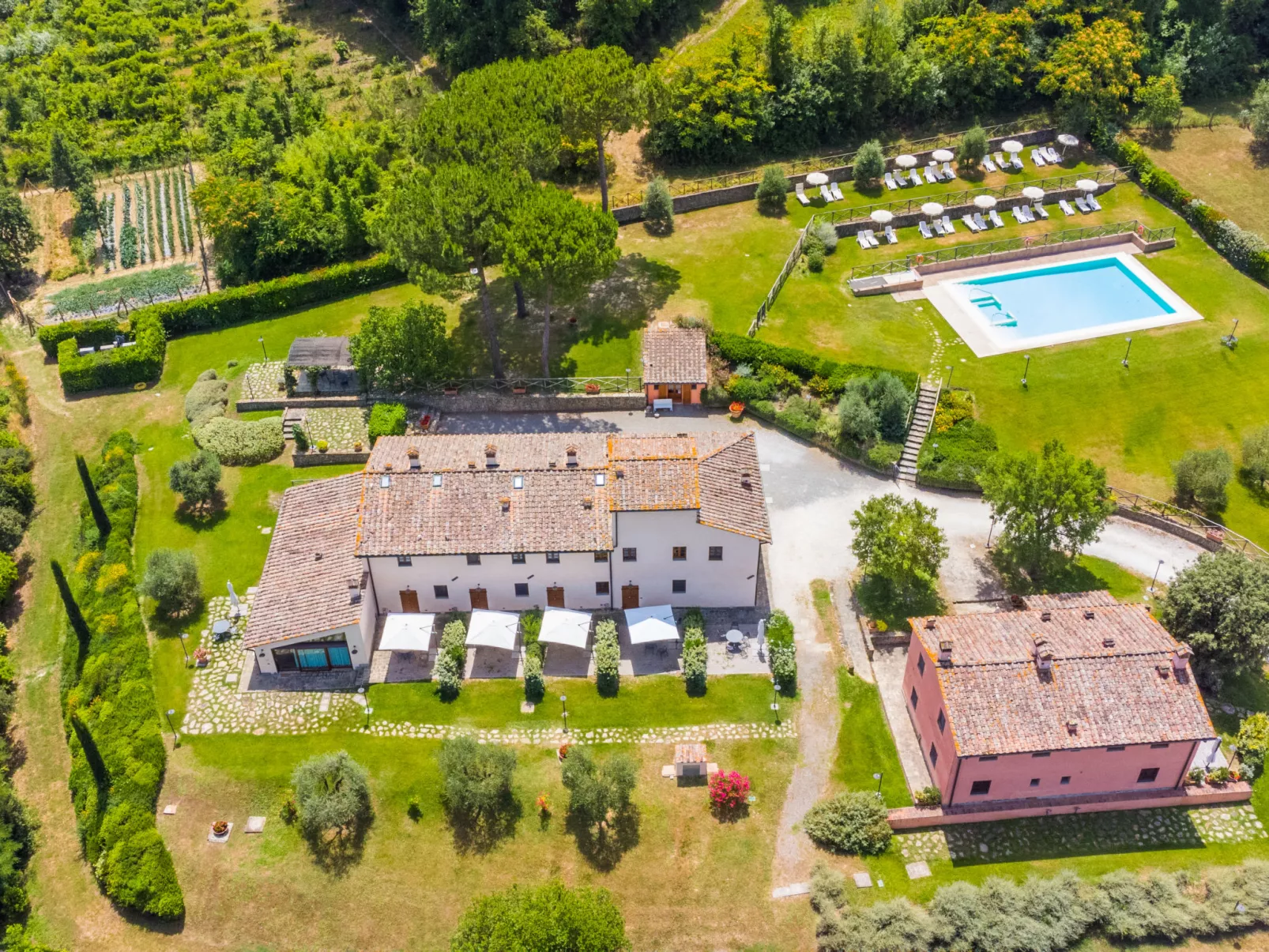 Francigena-Outside
