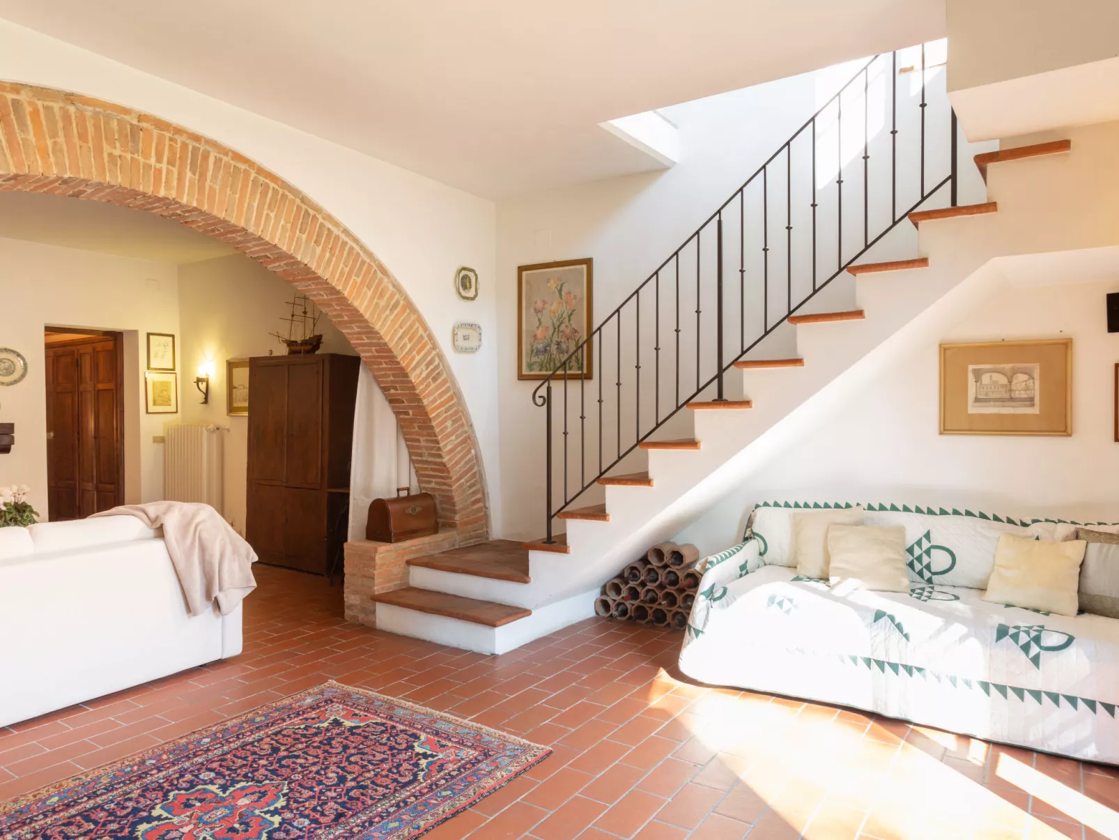 Villa San Gervasio-Inside