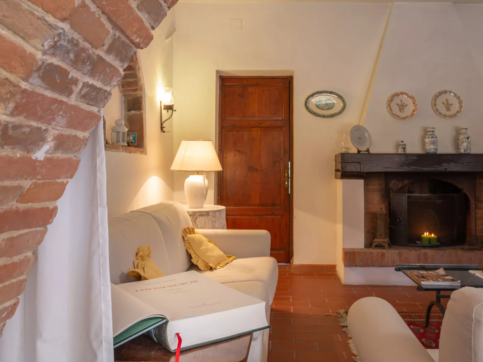 Villa San Gervasio-Inside