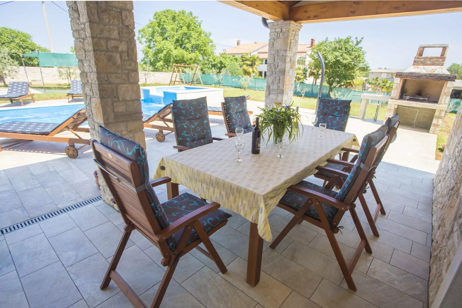 Villa Medvidici-Terrace balcony