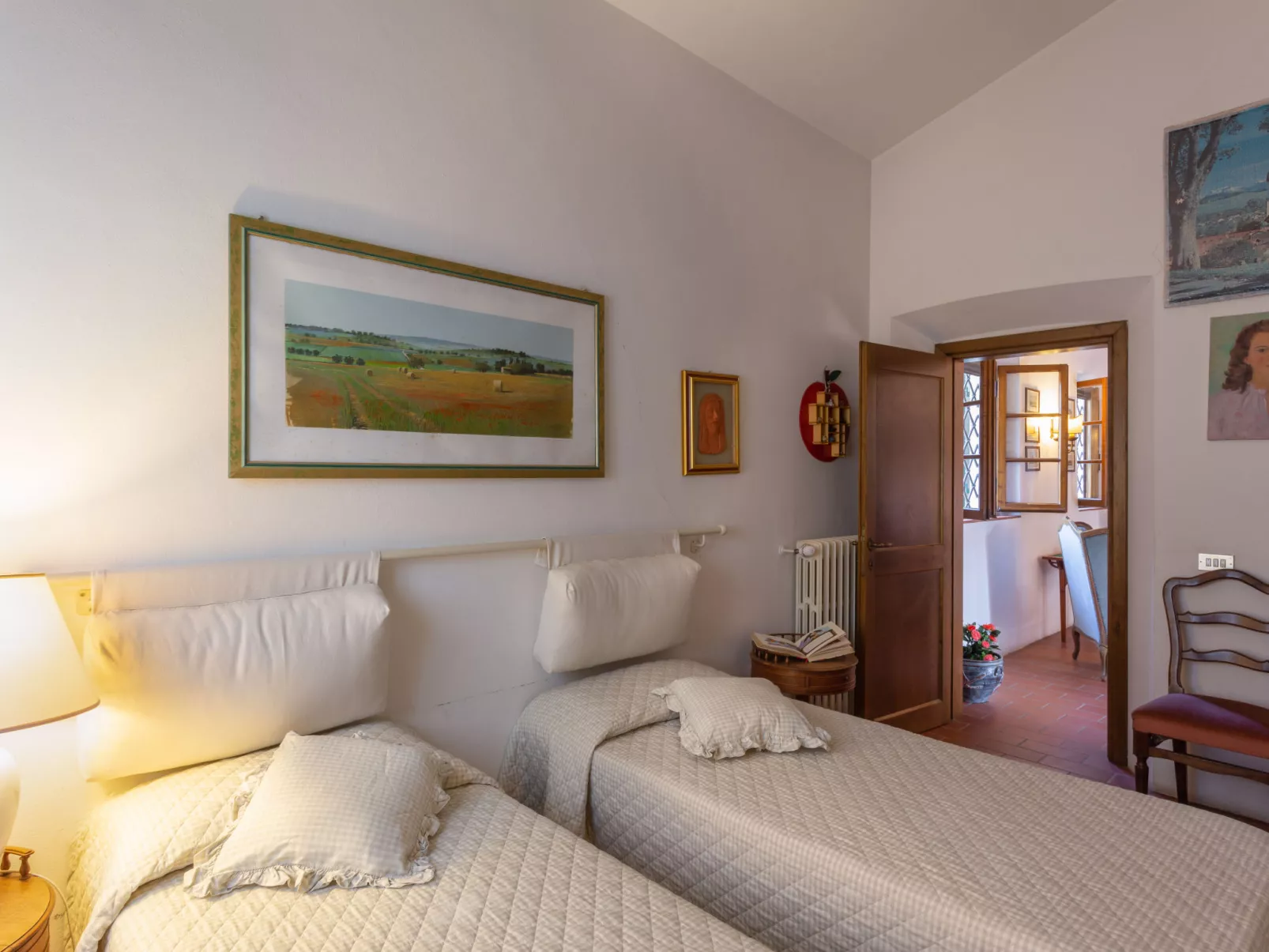 Villa San Gervasio-Inside