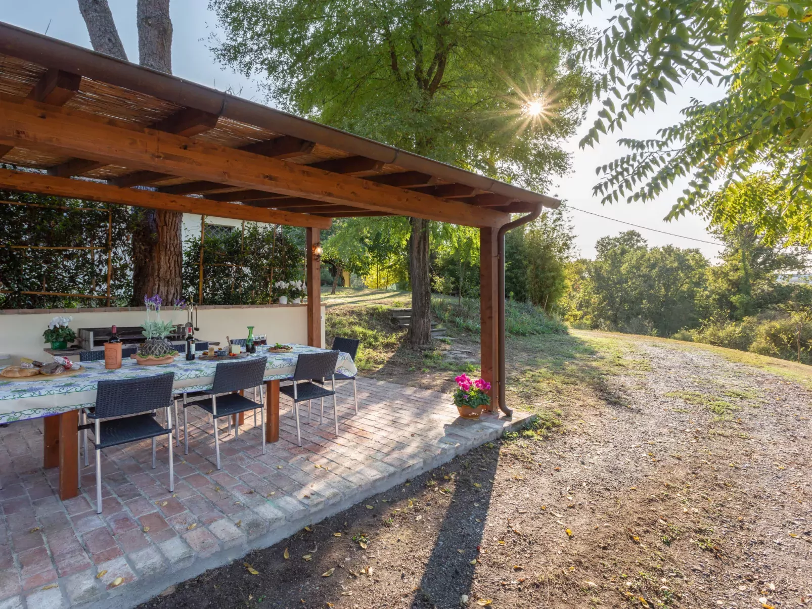 Villa San Gervasio-Outside