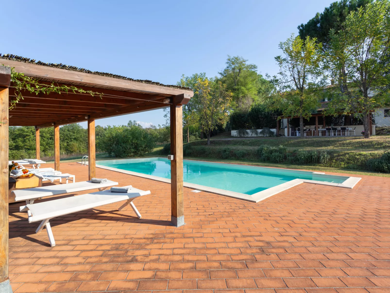 Villa San Gervasio-Outside