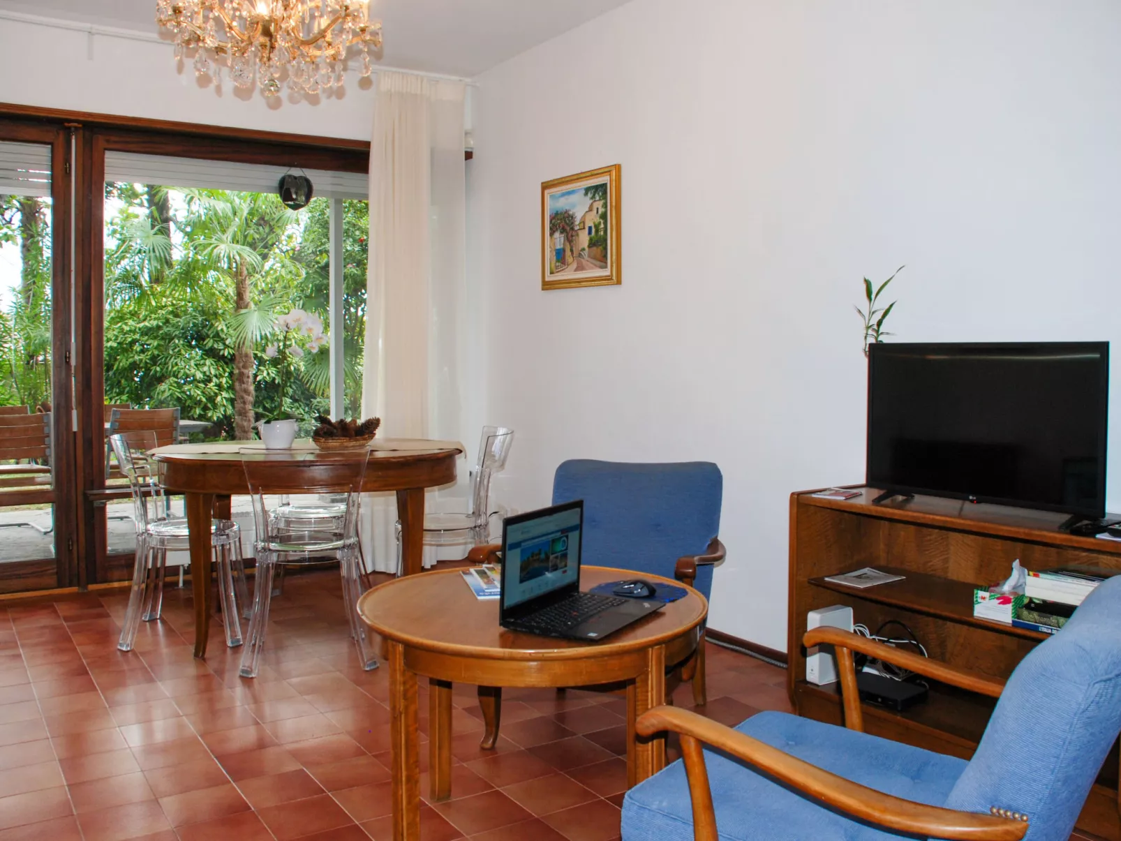 App. Castausio 26-Inside