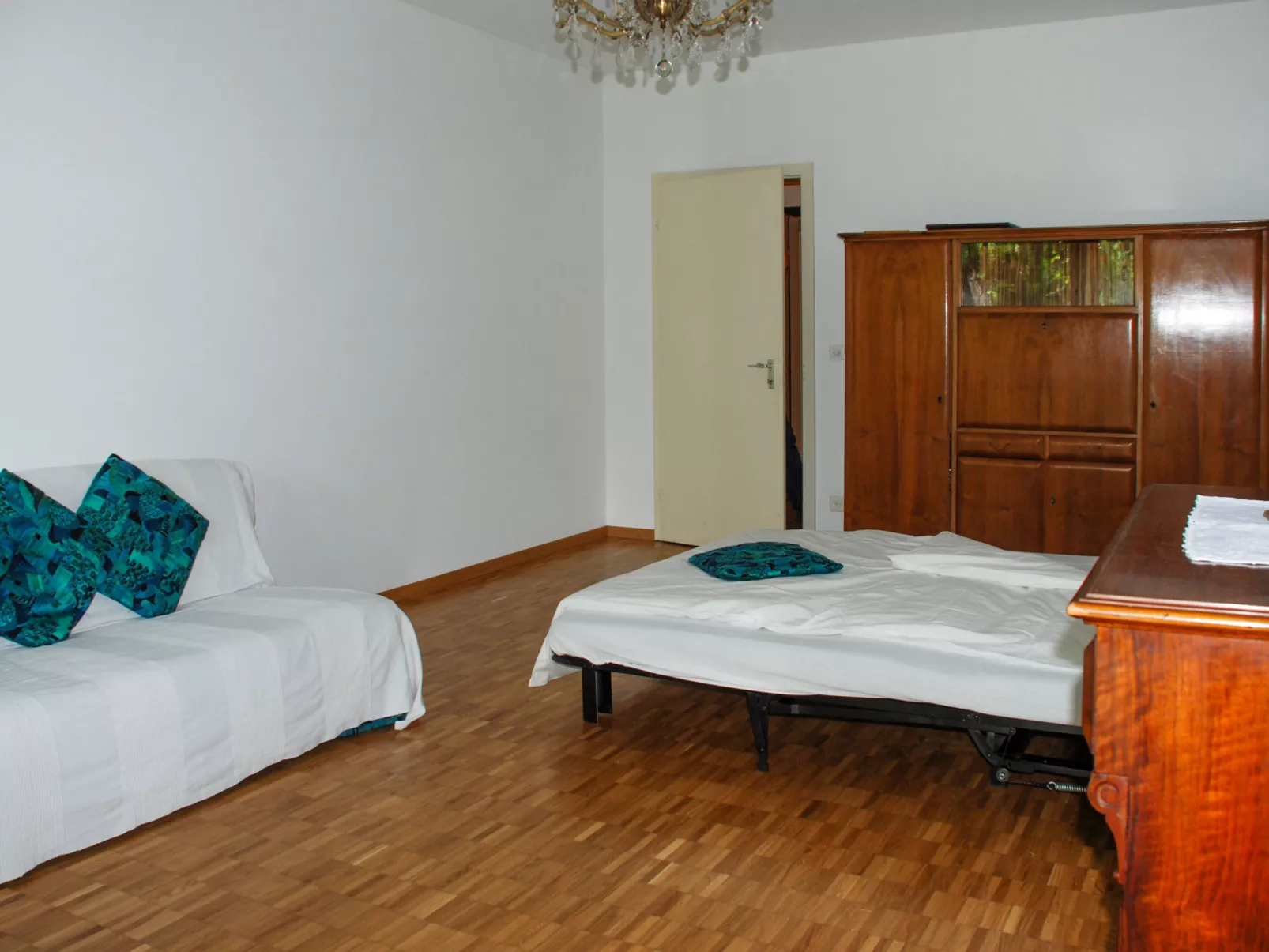 App. Castausio 26-Inside