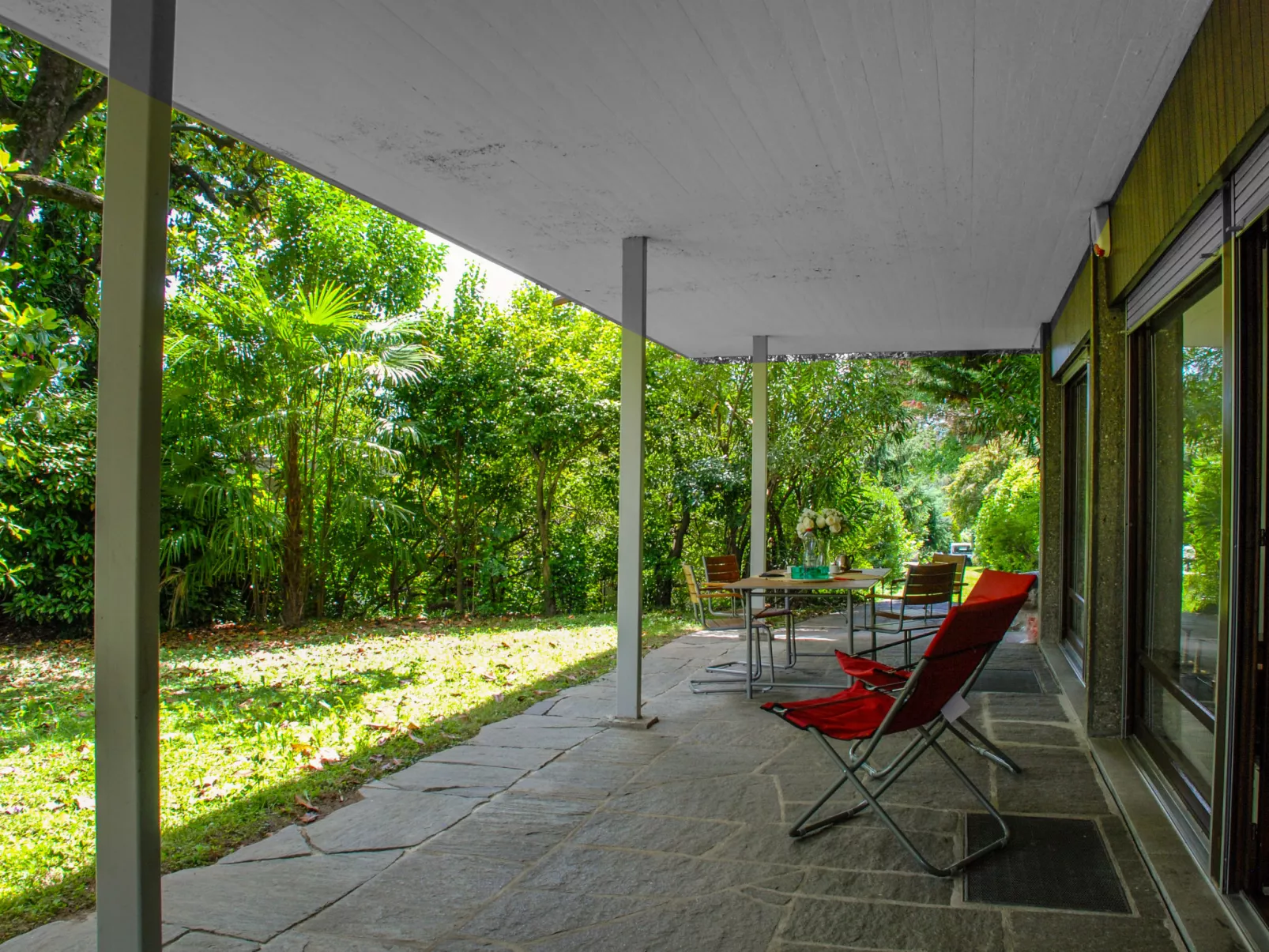 App. Castausio 26-Outside