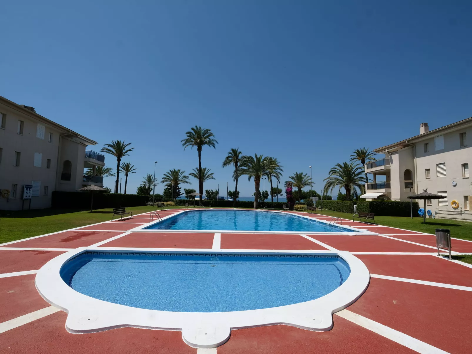 Costa Blanca II-Outside