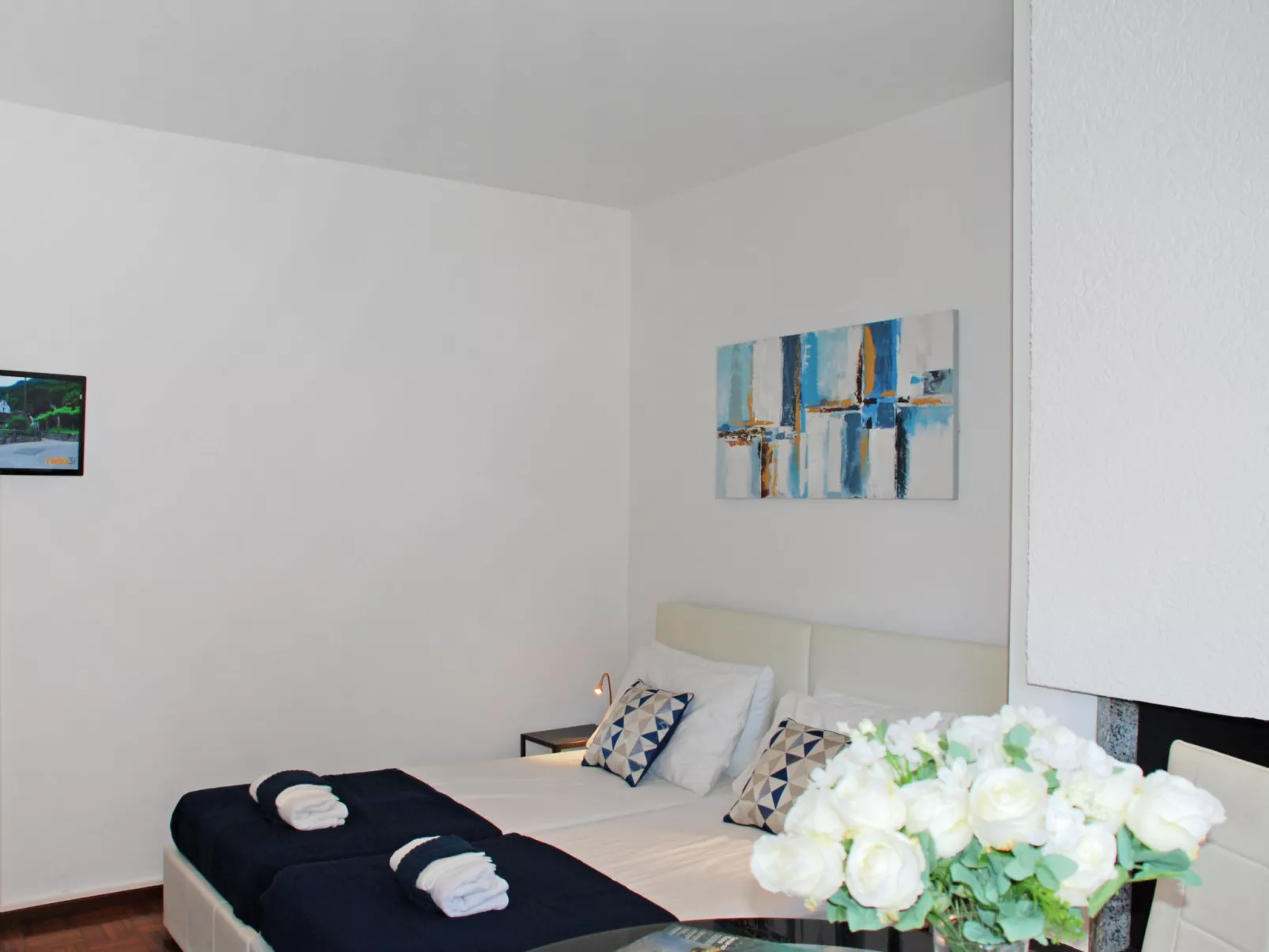 Shina App. 8-Inside