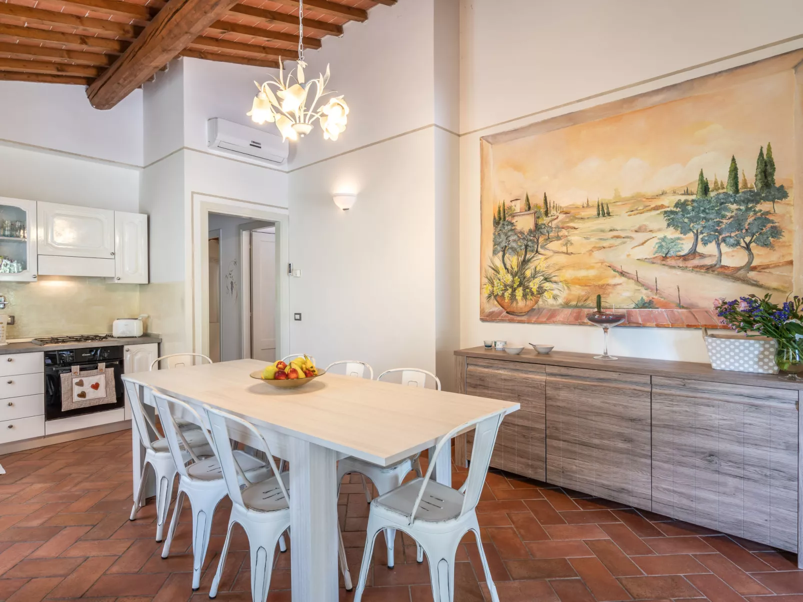 Villa Lavinia-Inside
