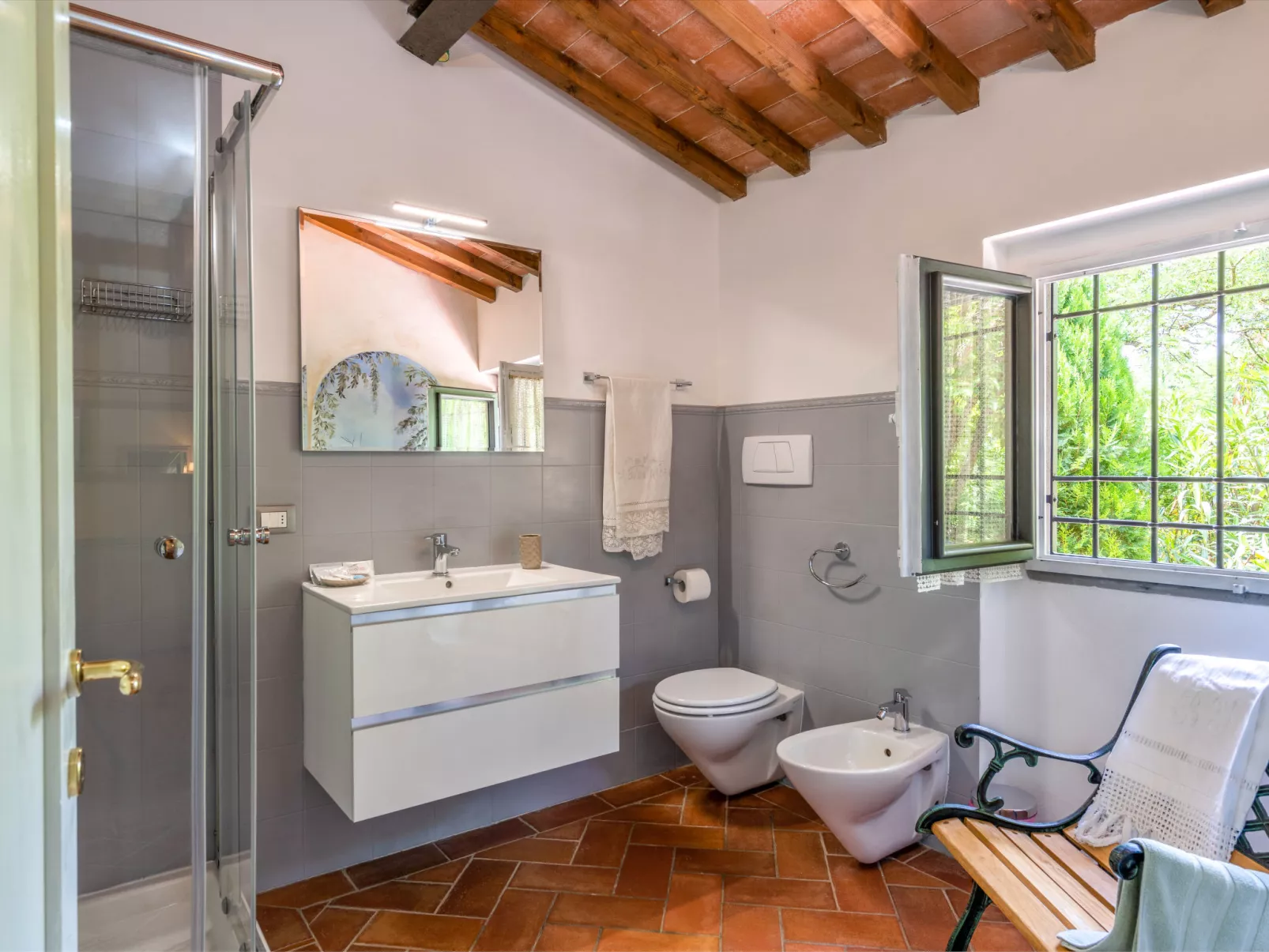 Villa Lavinia-Inside