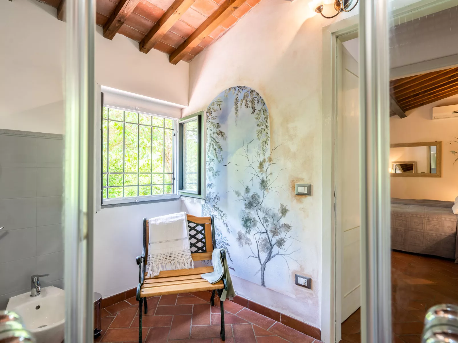 Villa Lavinia-Inside