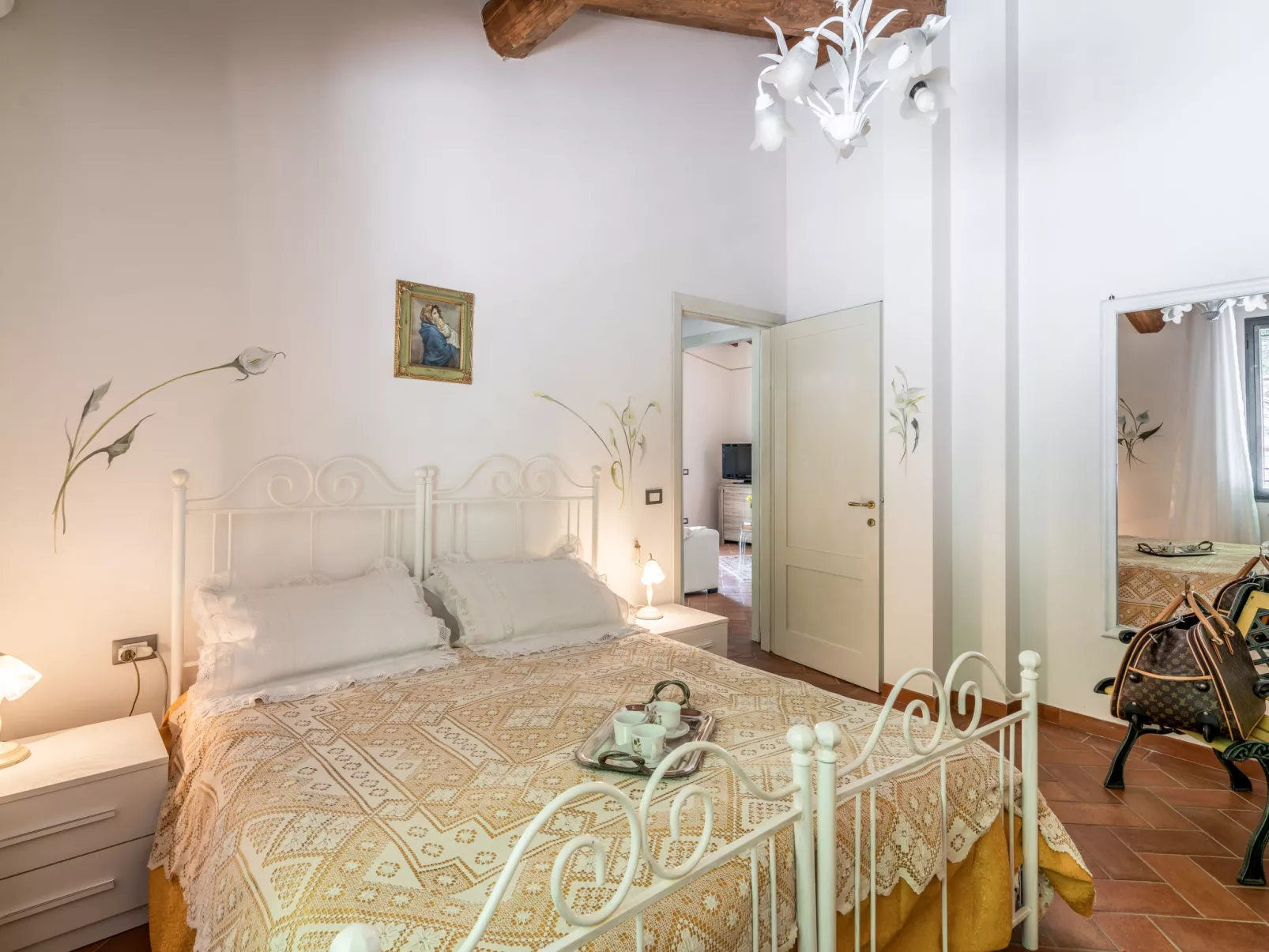 Villa Lavinia-Inside