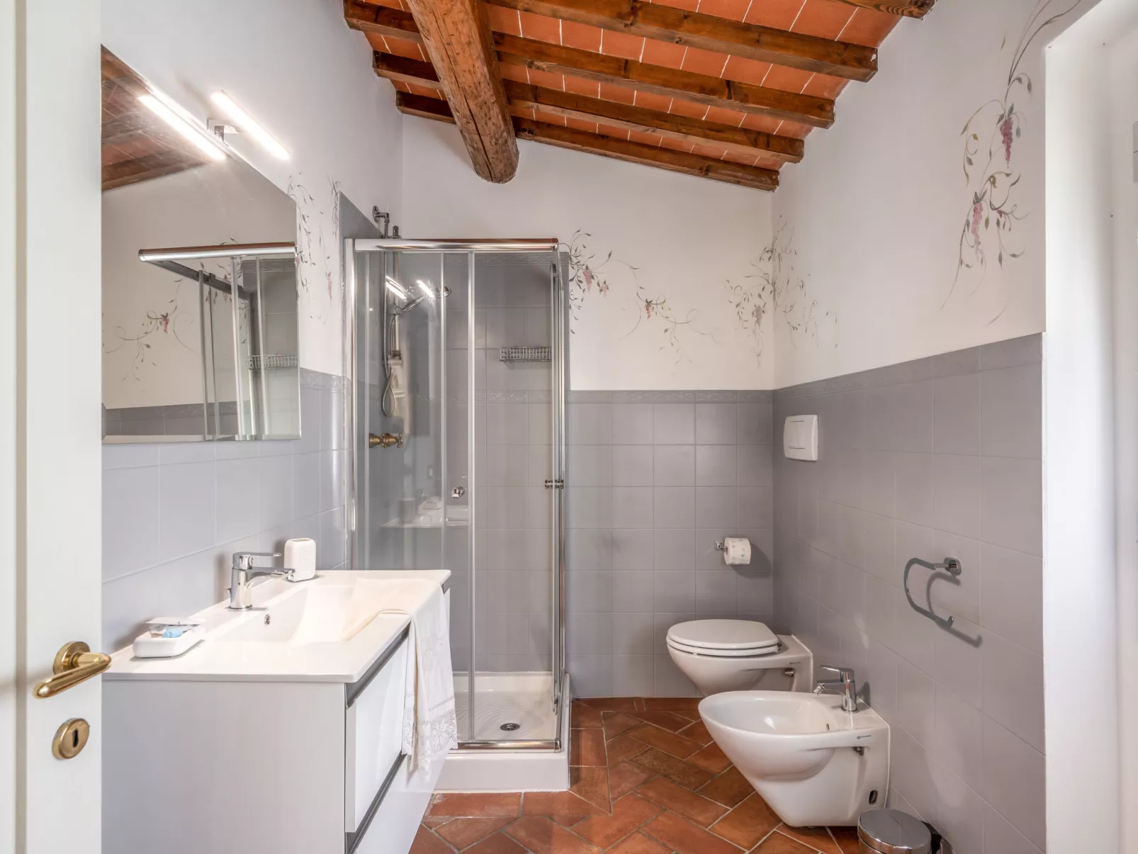 Villa Lavinia-Inside