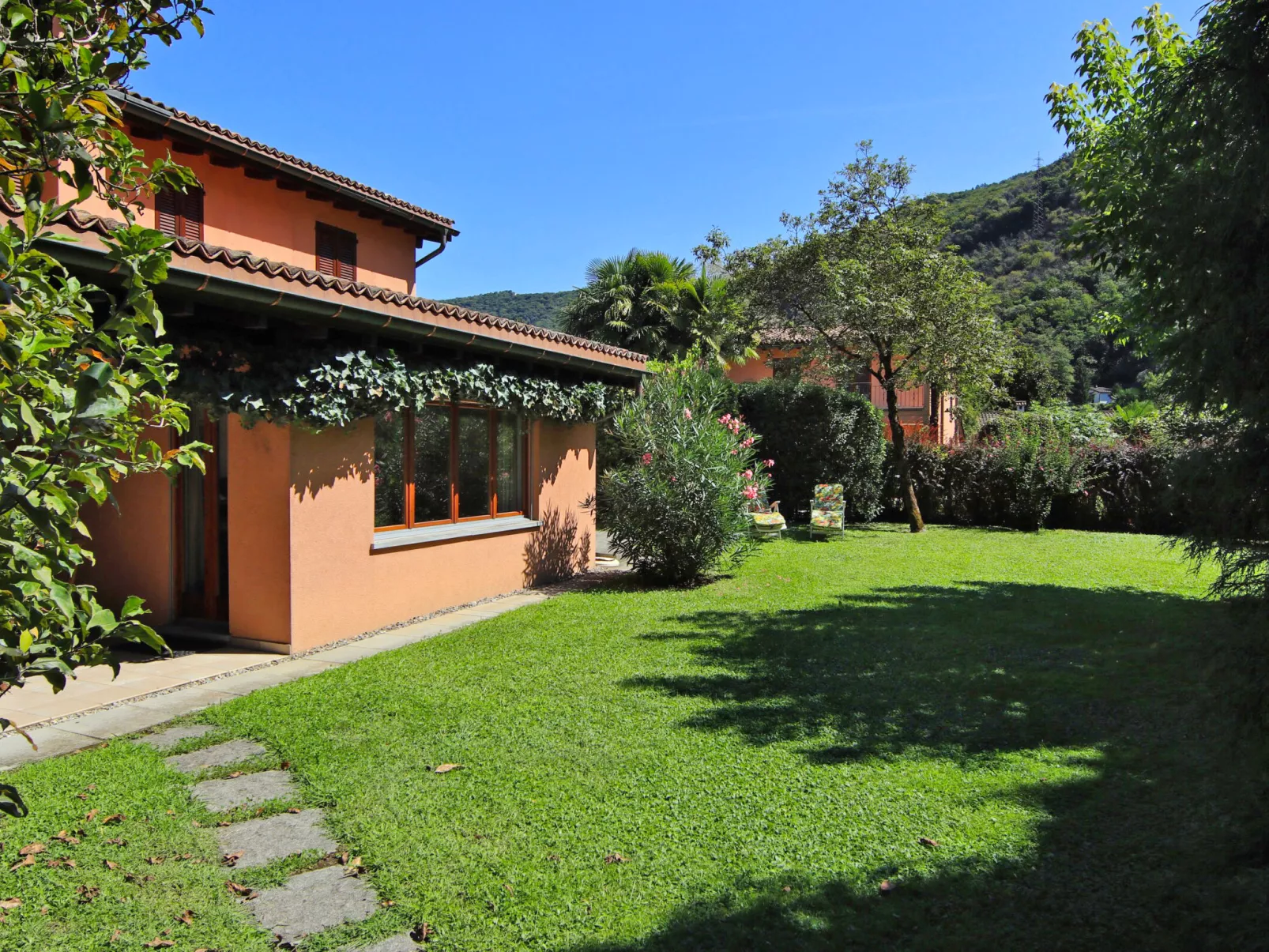 Casa Riva-Outside