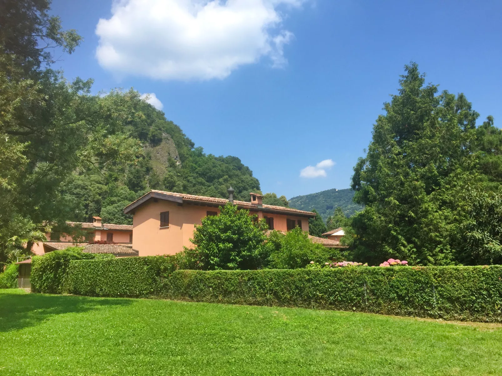 Casa Riva-Outside