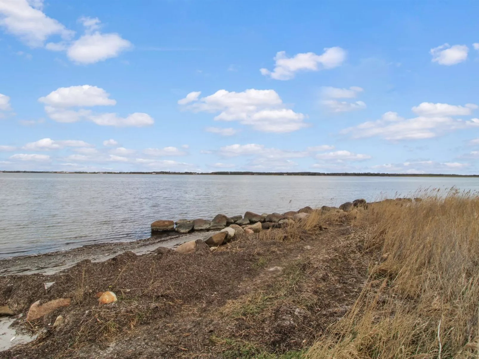 "Bendine" - 100m to the inlet-Outside