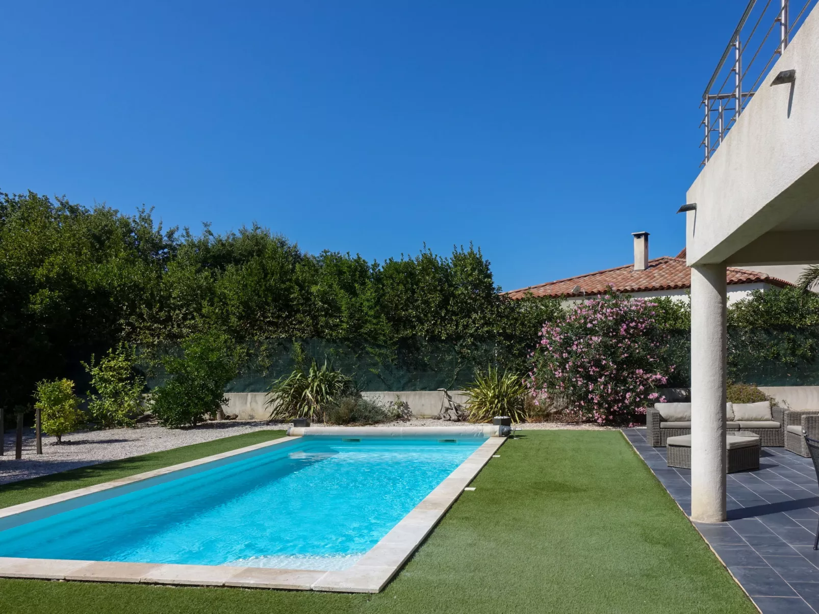 Bastide de la Mer-Outside