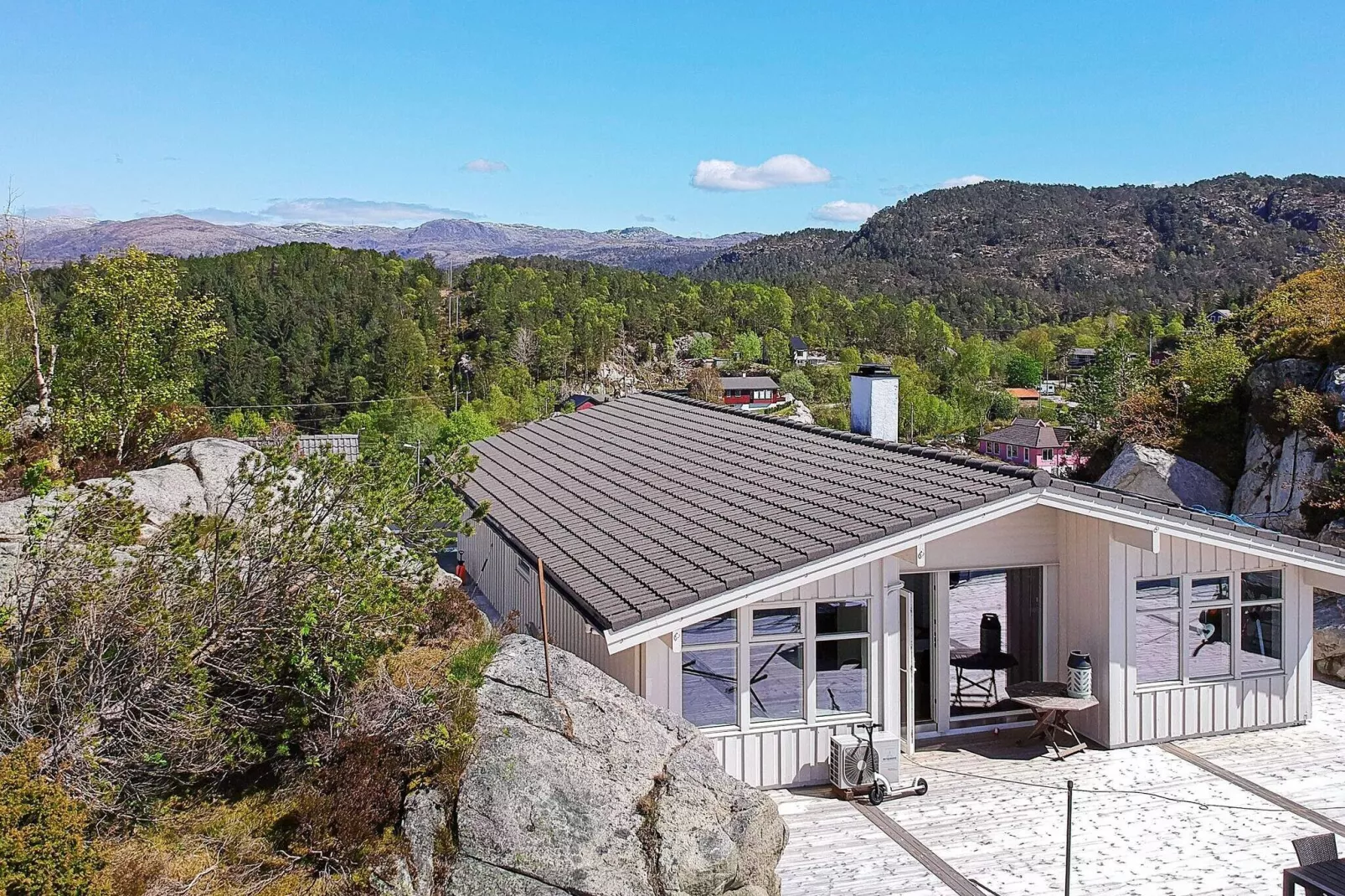12 person holiday home in Fitjar-Outdoor