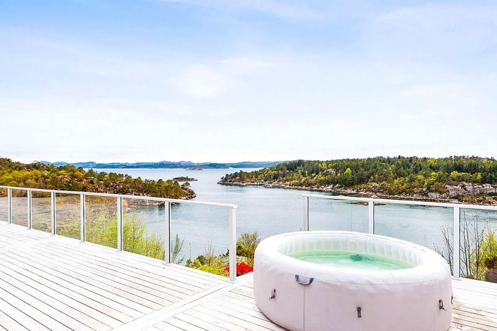 12 person holiday home in Fitjar-Spa