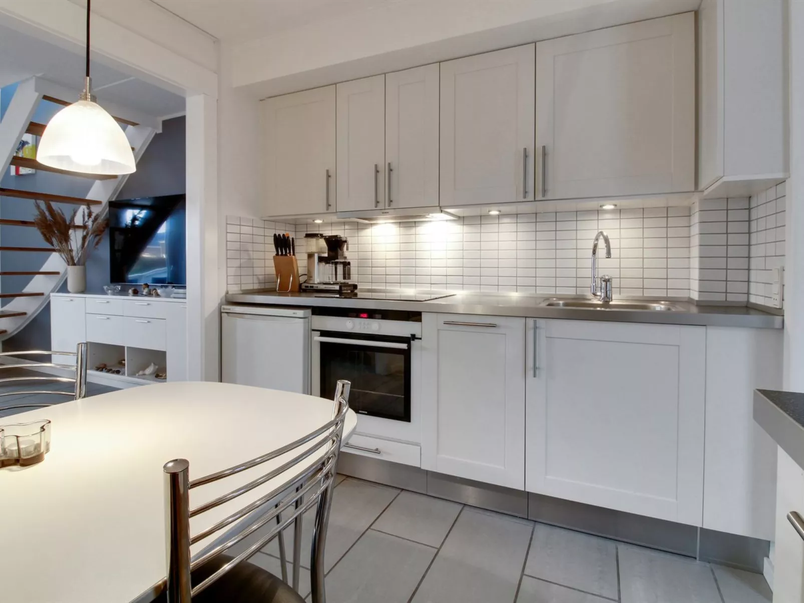 "Faidra" - 2.5km from the sea-Inside