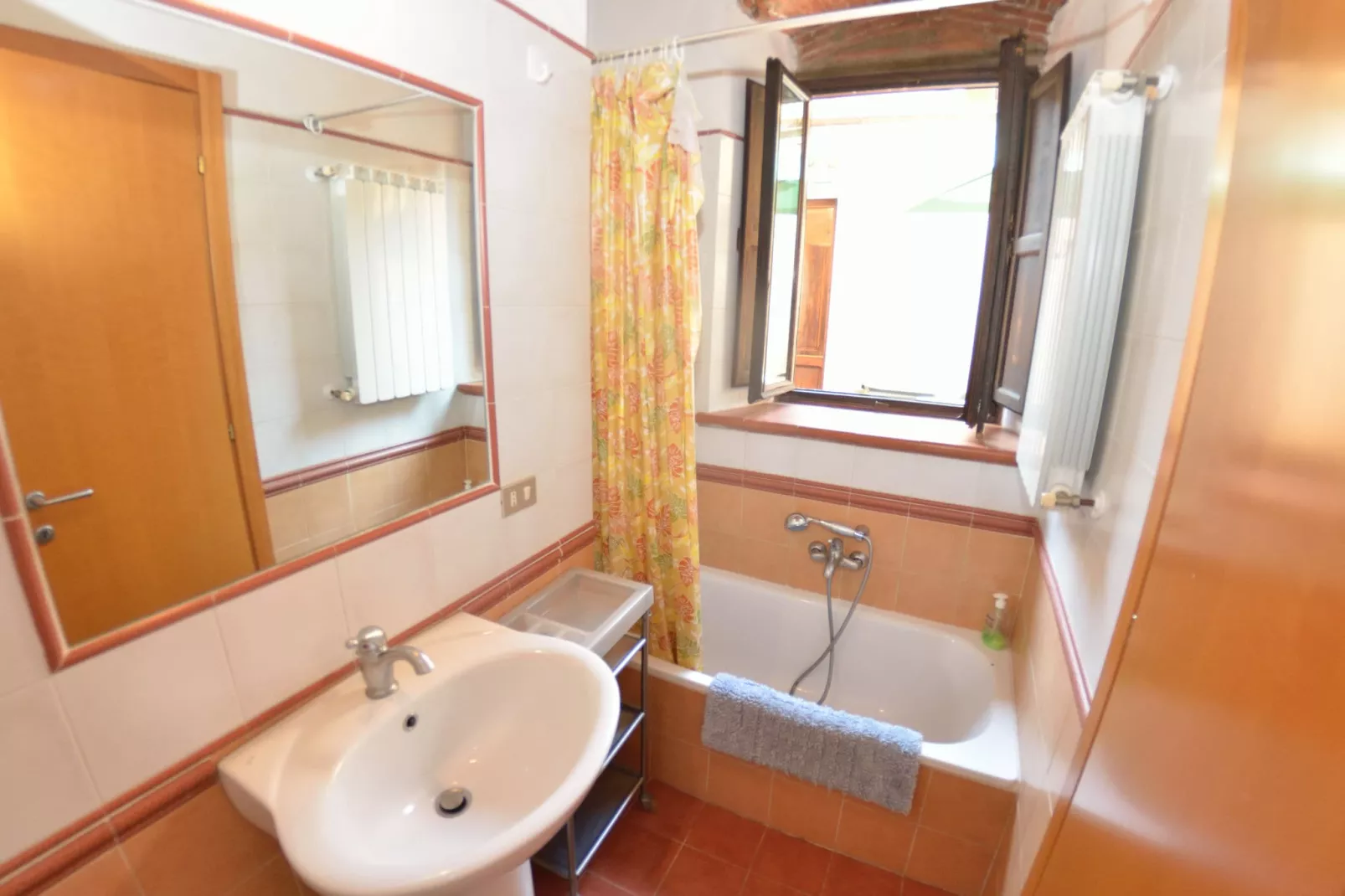 Cabella Sei-Bathroom