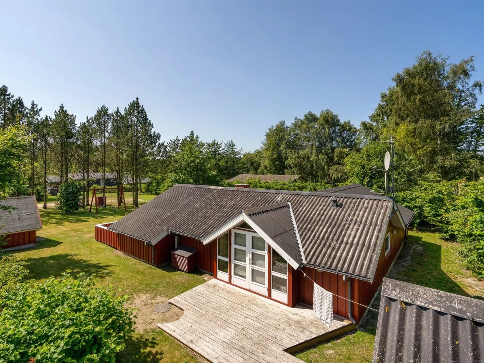 "Thurir" - 4km from the sea-Outside