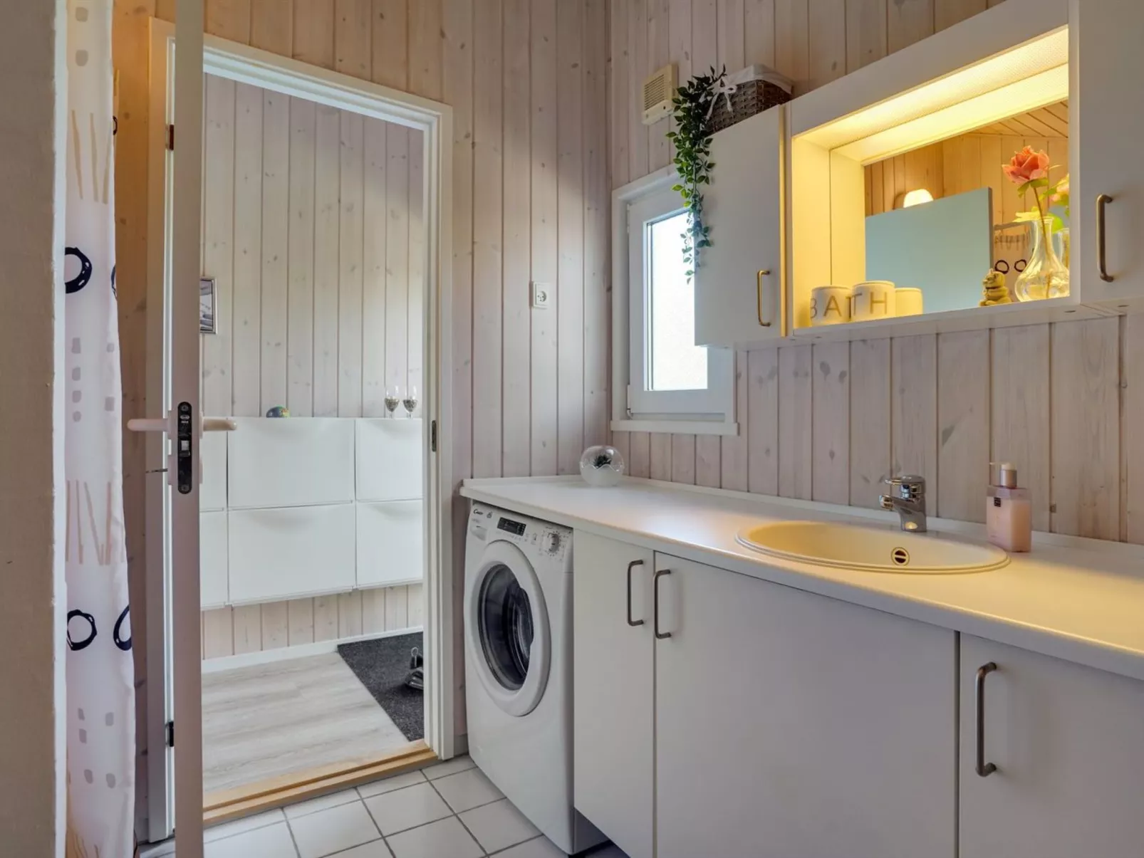 "Ilina" - 400m from the sea-Inside