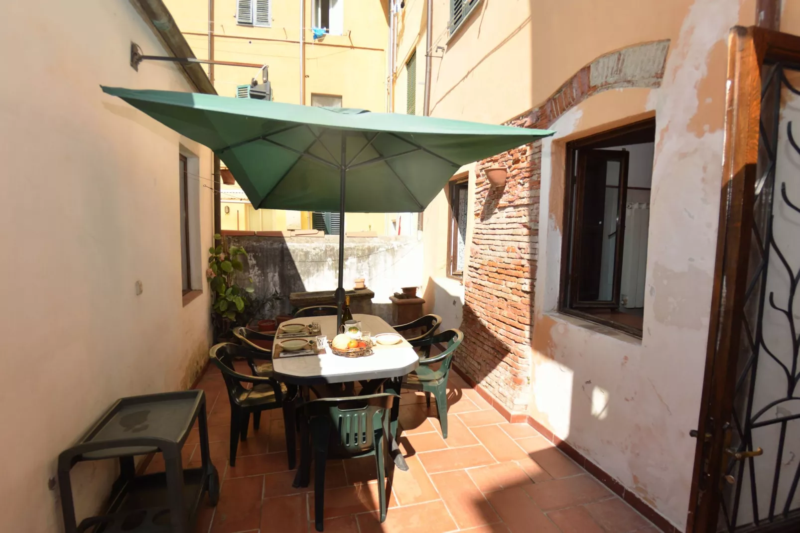 Cabella Sei-Terrace balcony