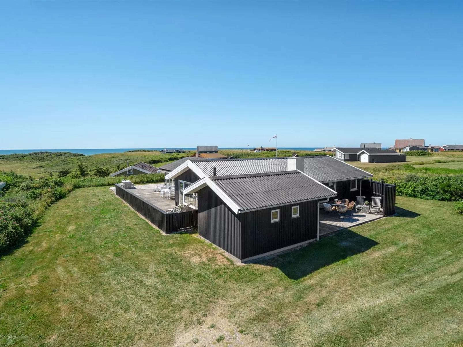 "Aella" - 150m from the sea-Outside