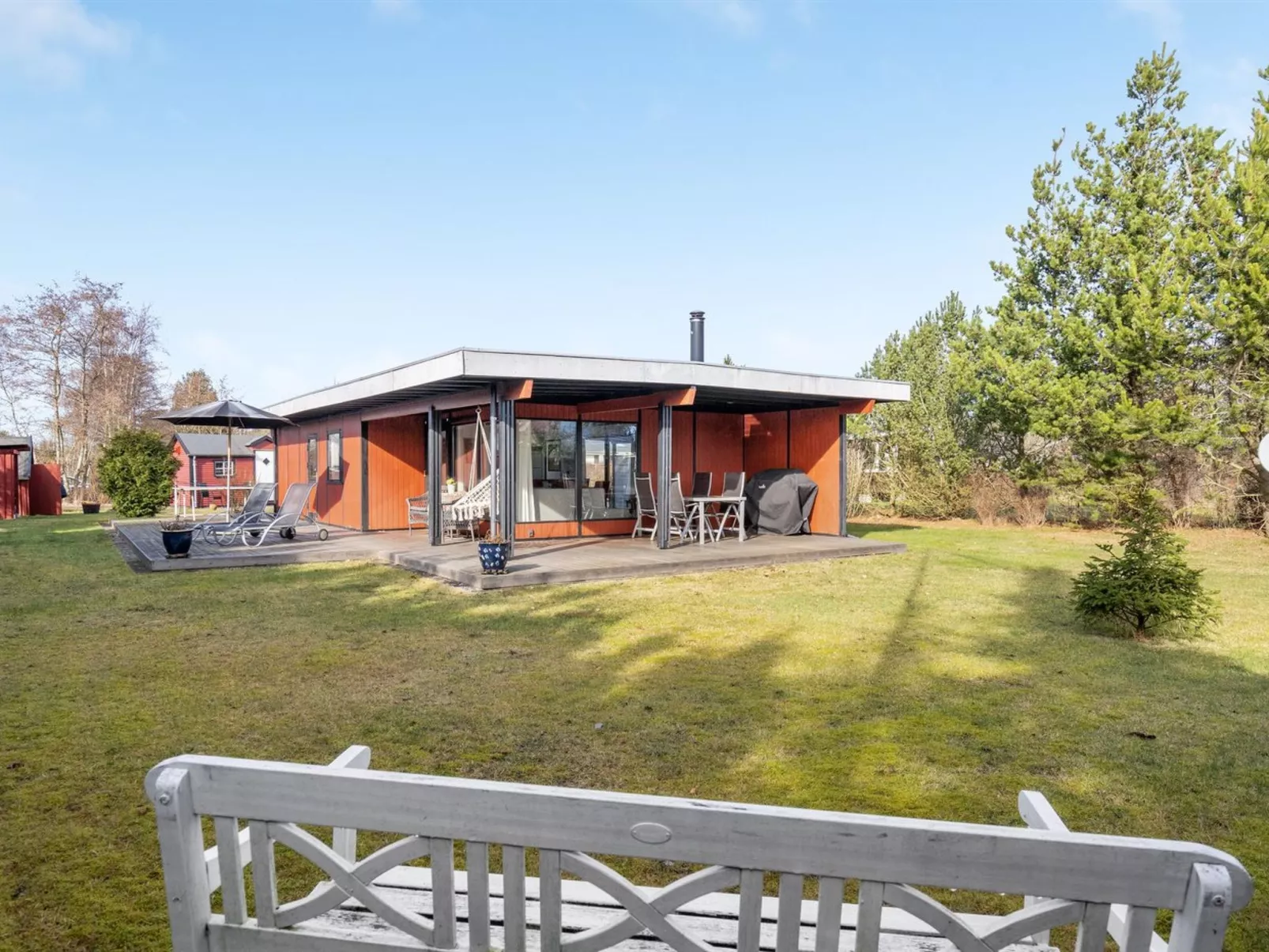 "Polina" - 800m from the sea