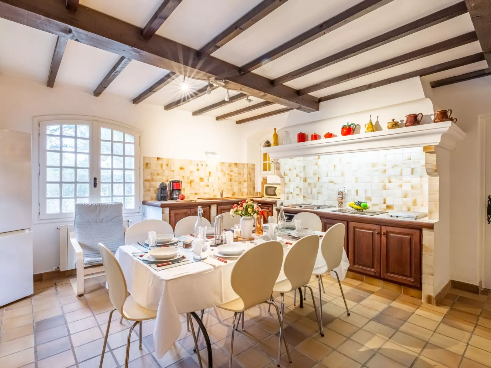 Le Bouisset-Inside