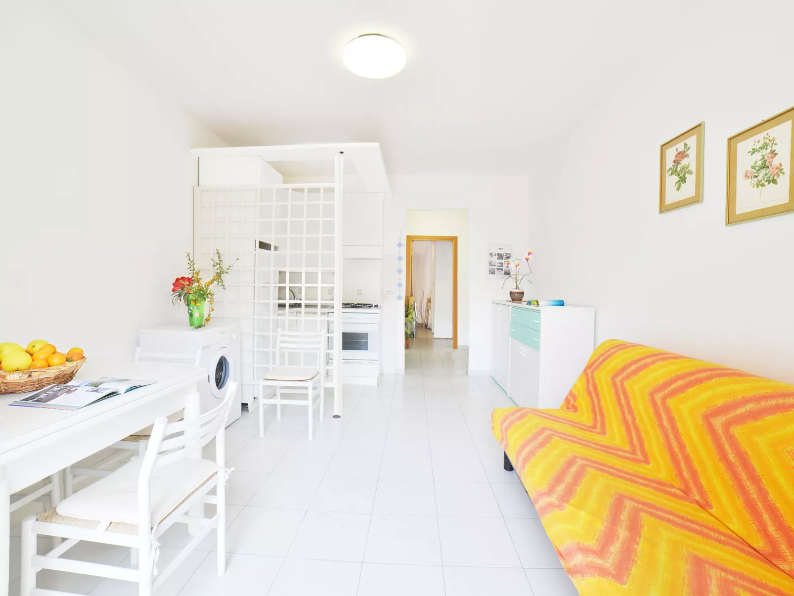 Cala Rossa-Inside