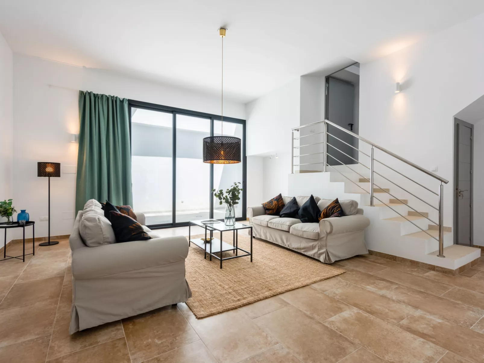 Aldea-Inside