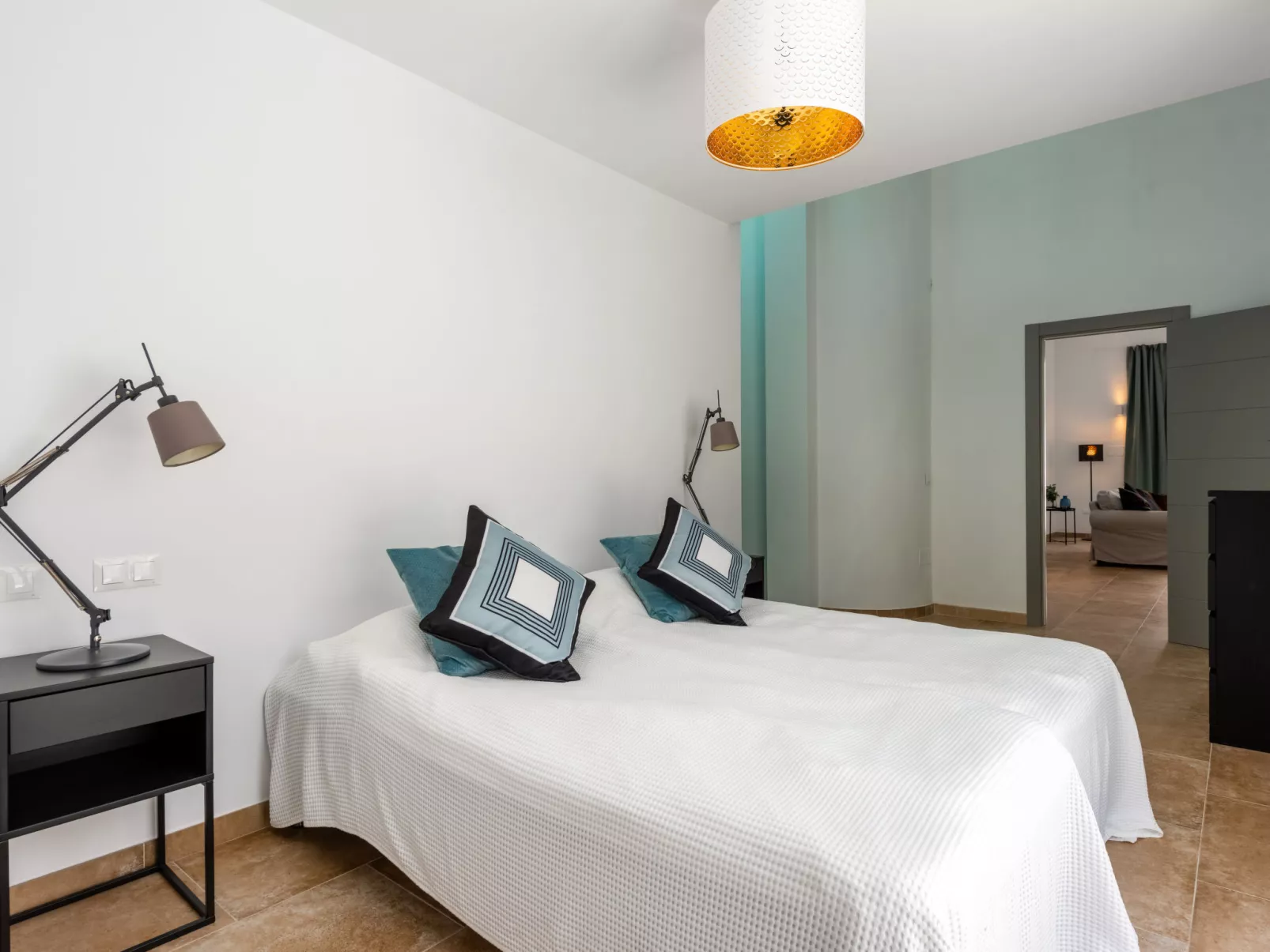 Aldea-Inside