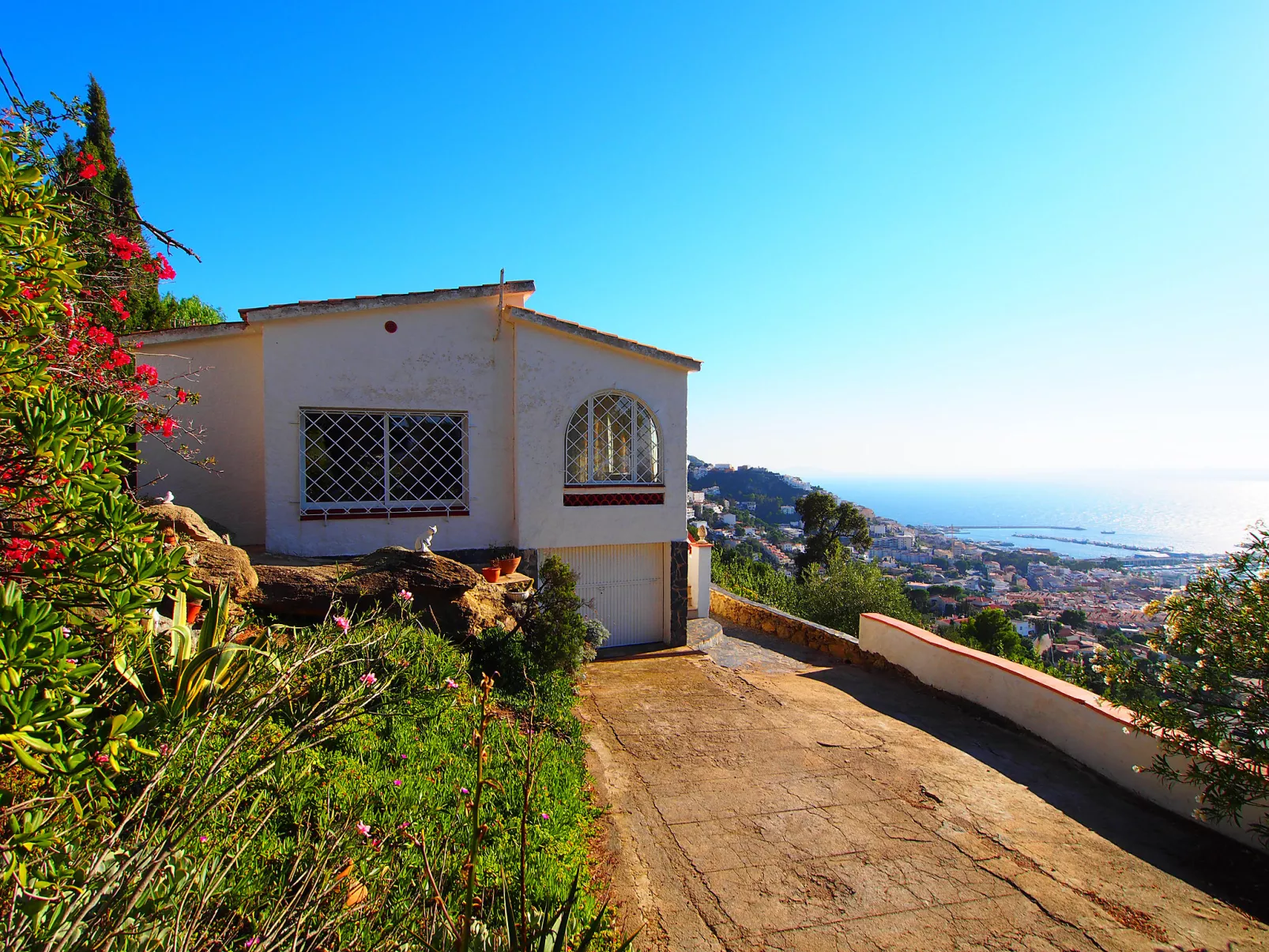 Villa Cecilia-Outside