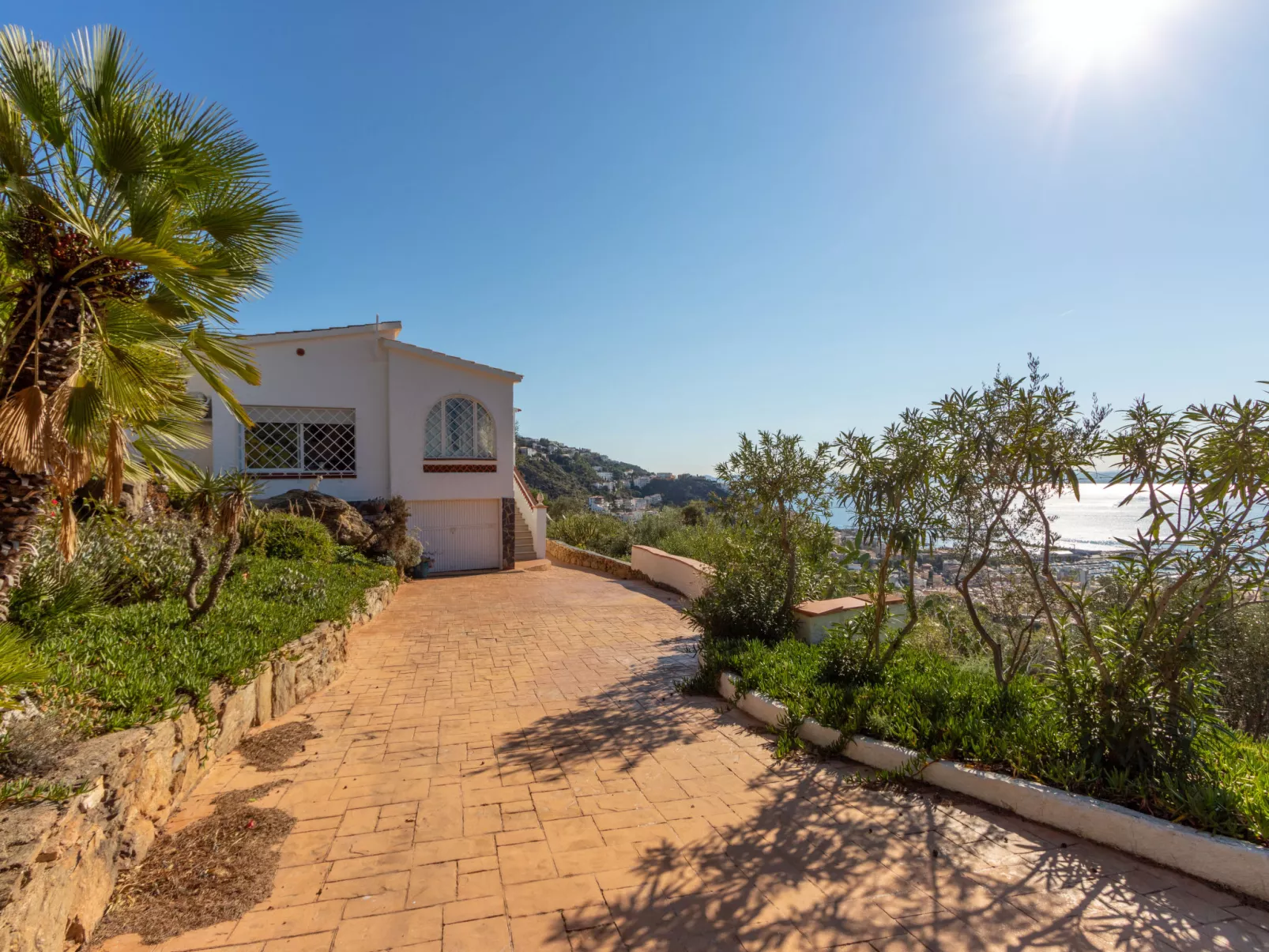 Villa Cecilia-Outside