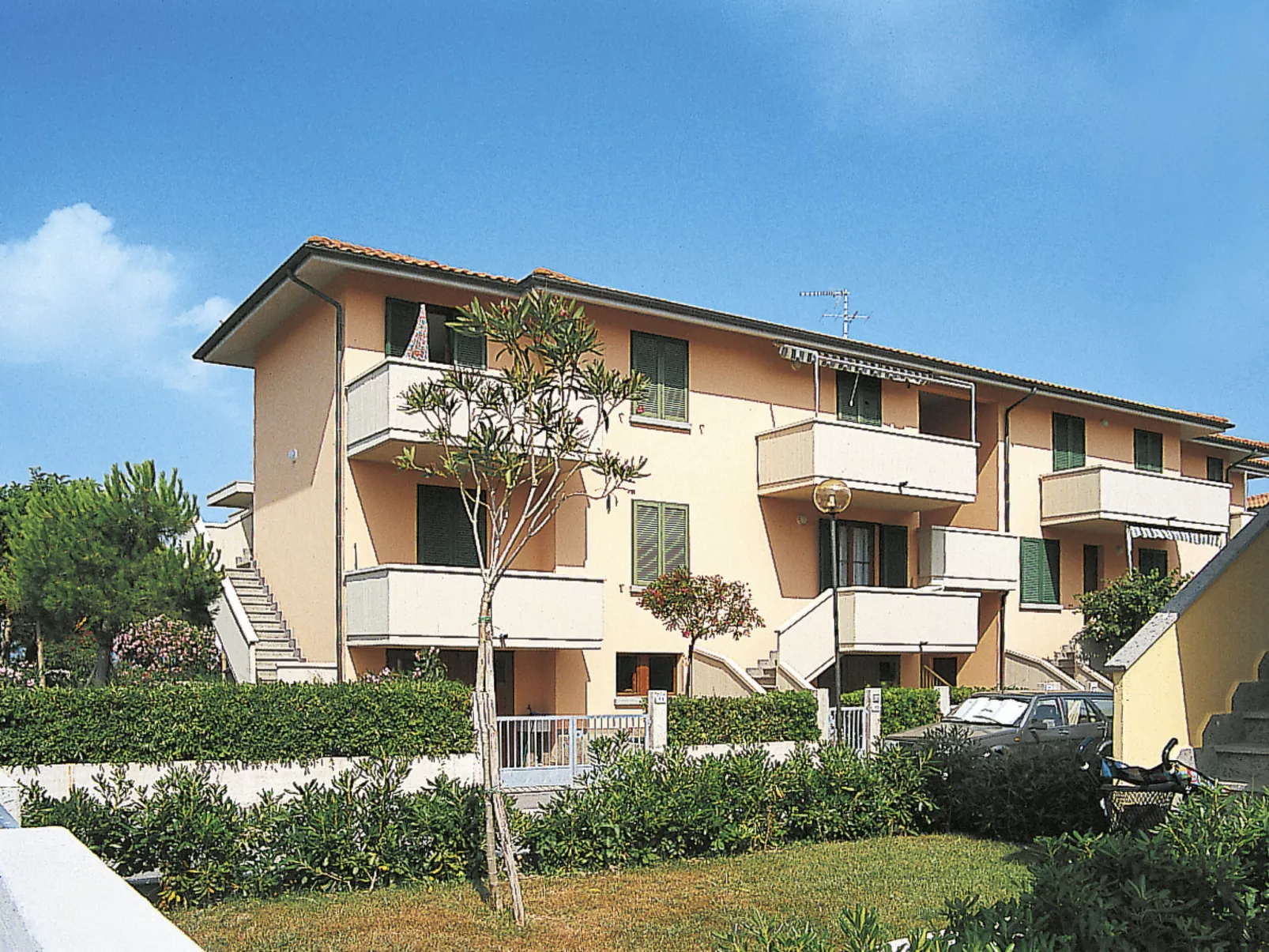 Palazzeta III-Outside
