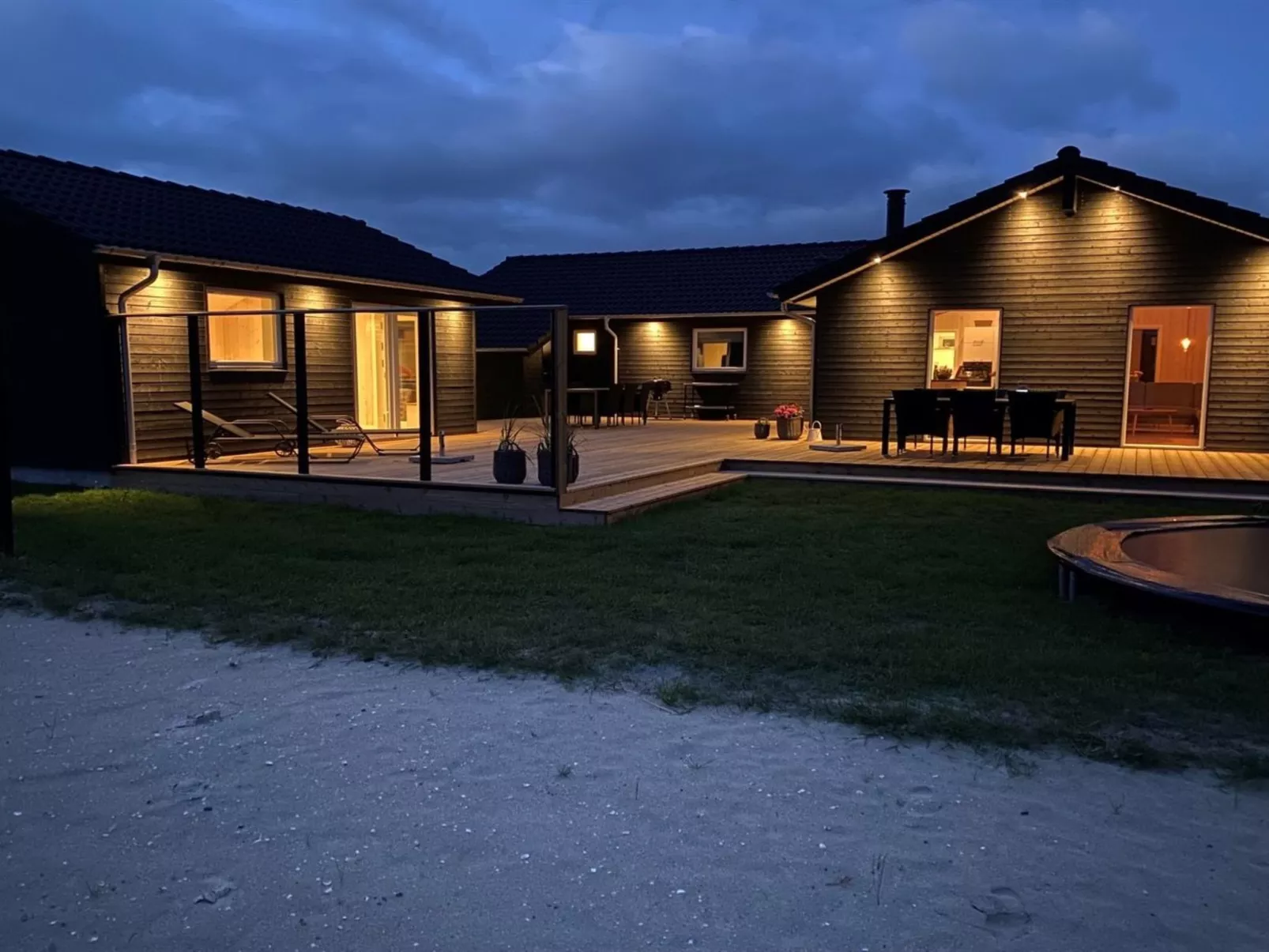 "Anuk" - 2.3km from the sea-Inside