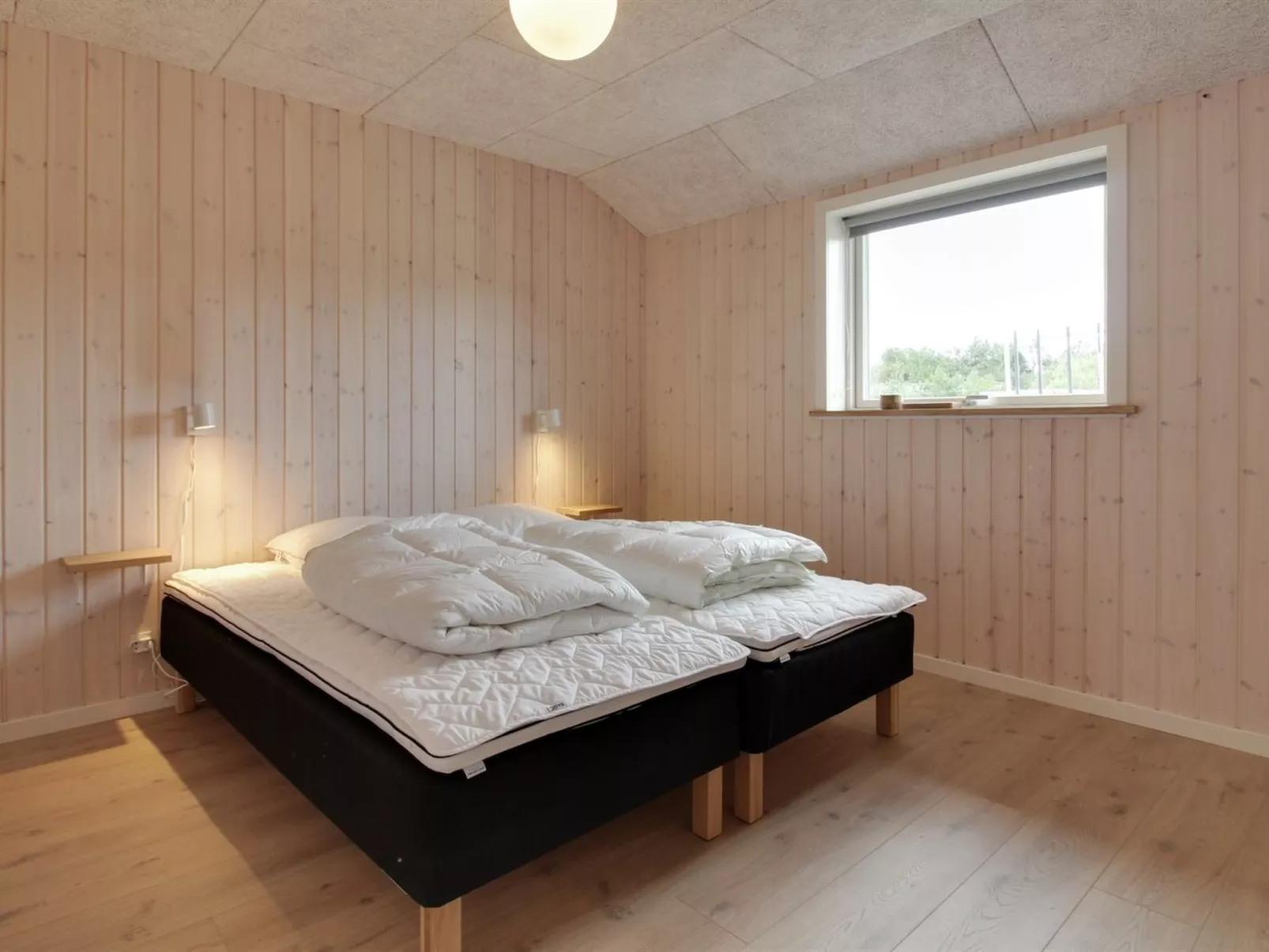 "Anuk" - 2.3km from the sea-Inside