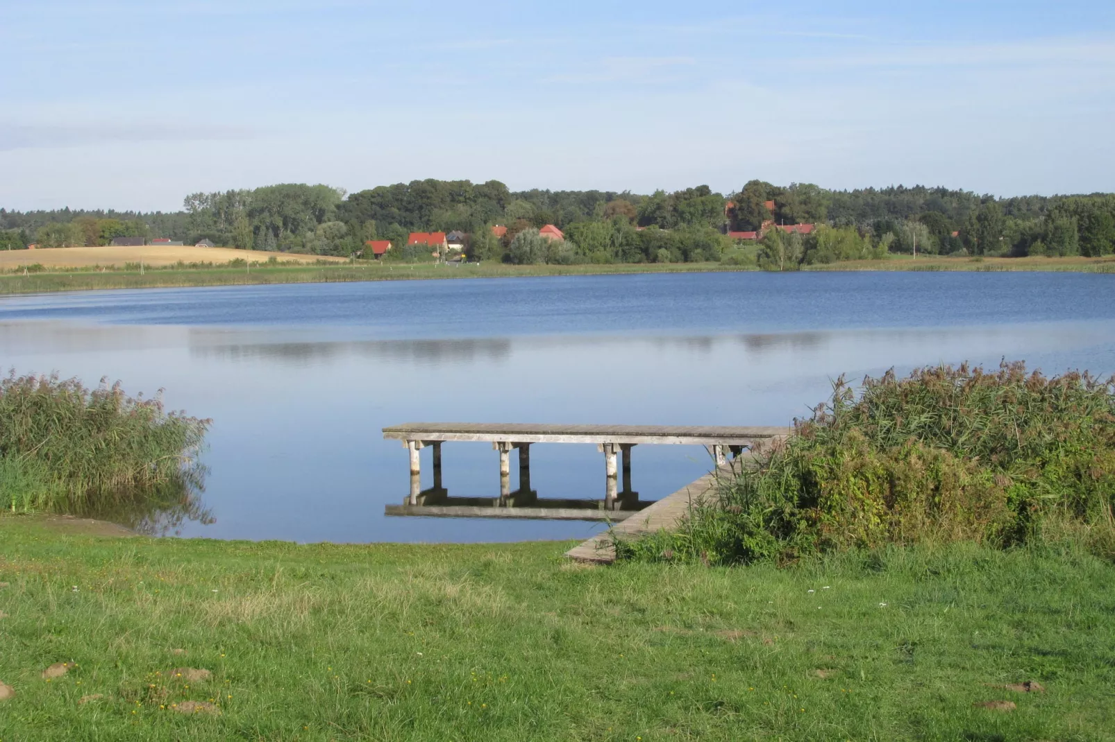 Seestrasse in der Mecklenburgischen Schweiz-Areas summer 1km