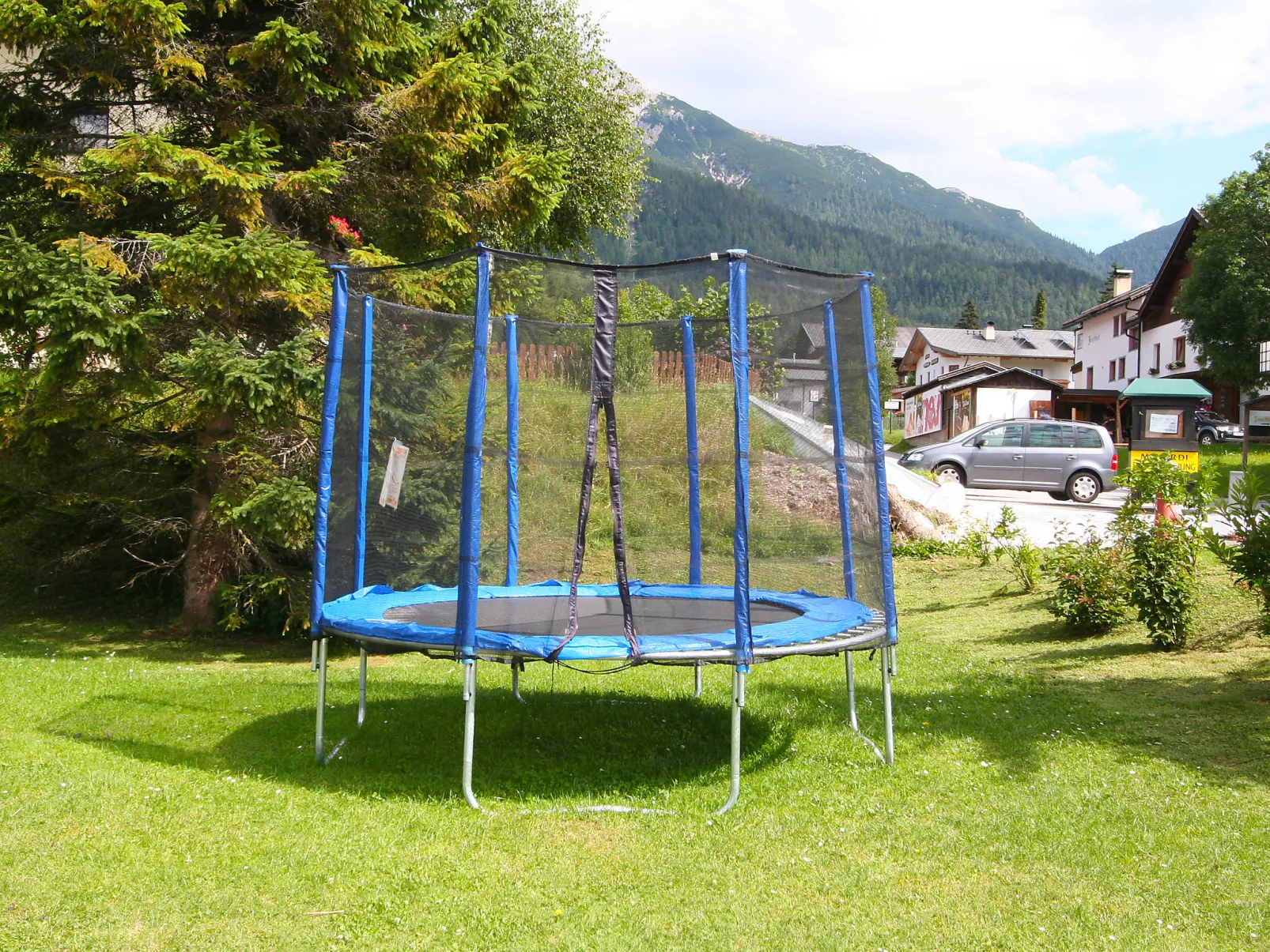 Alpenland-Outside