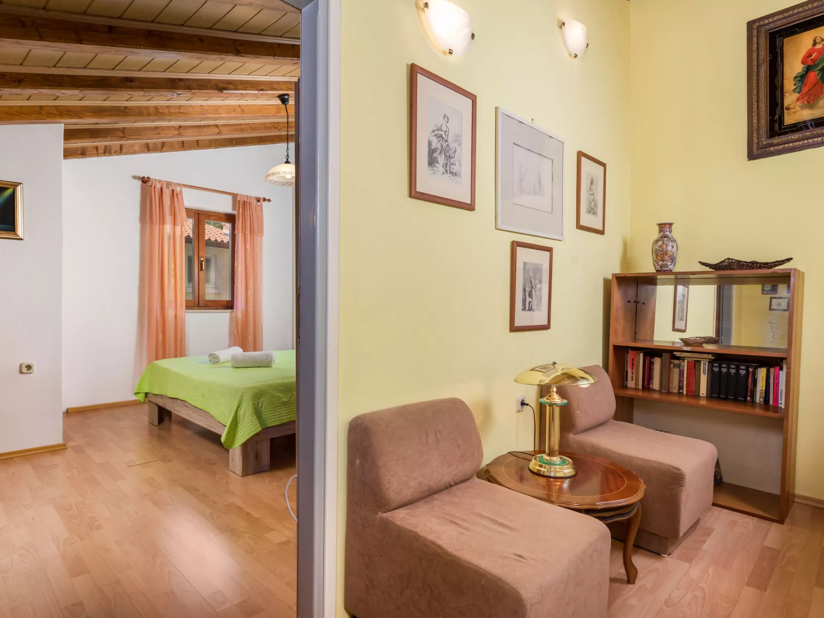 Rotonda-Inside