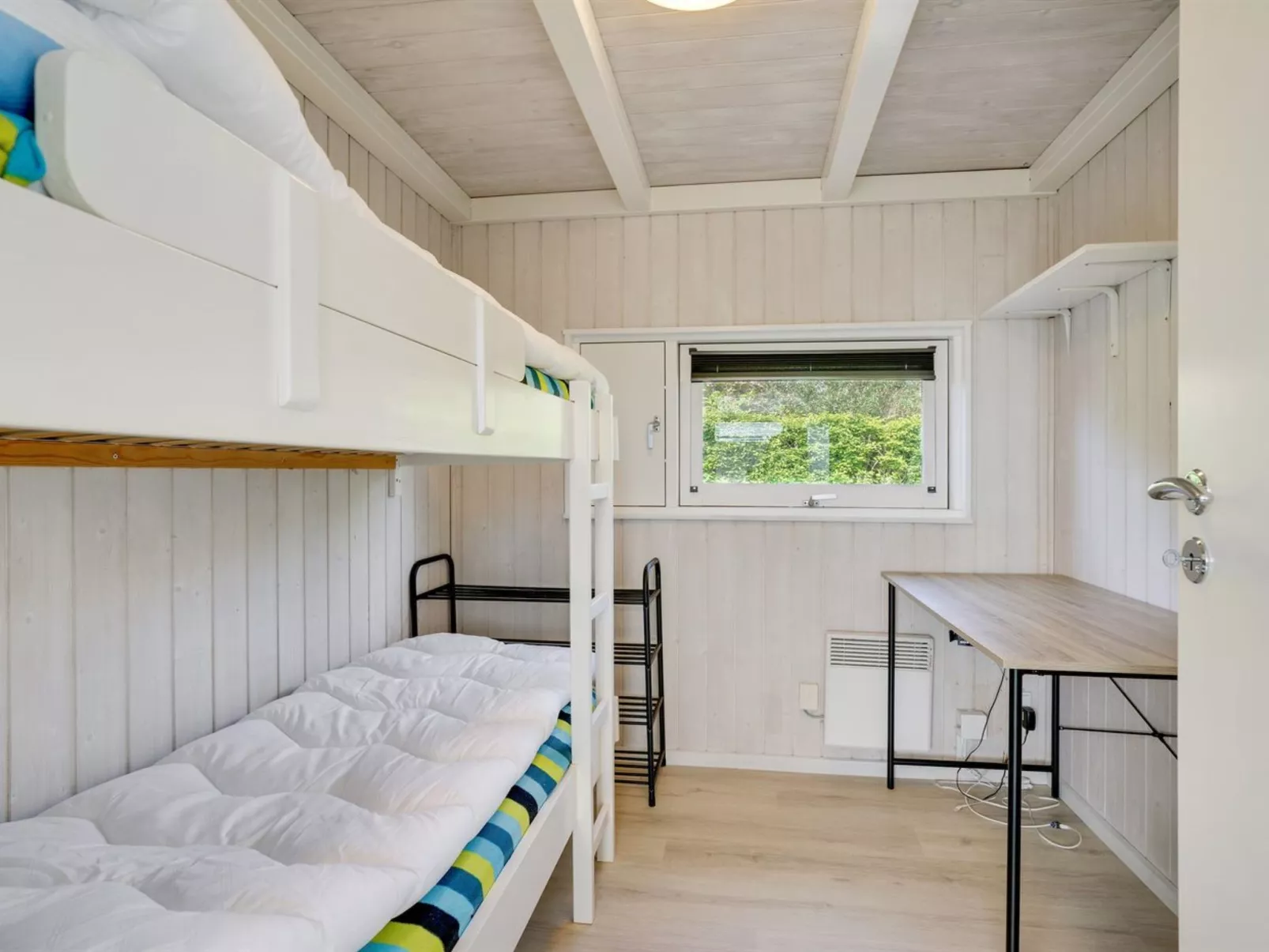 "Aasta" - 250m from the sea-Drinnen
