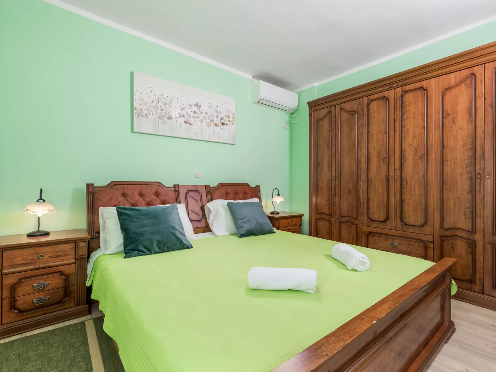 Rotonda-Inside