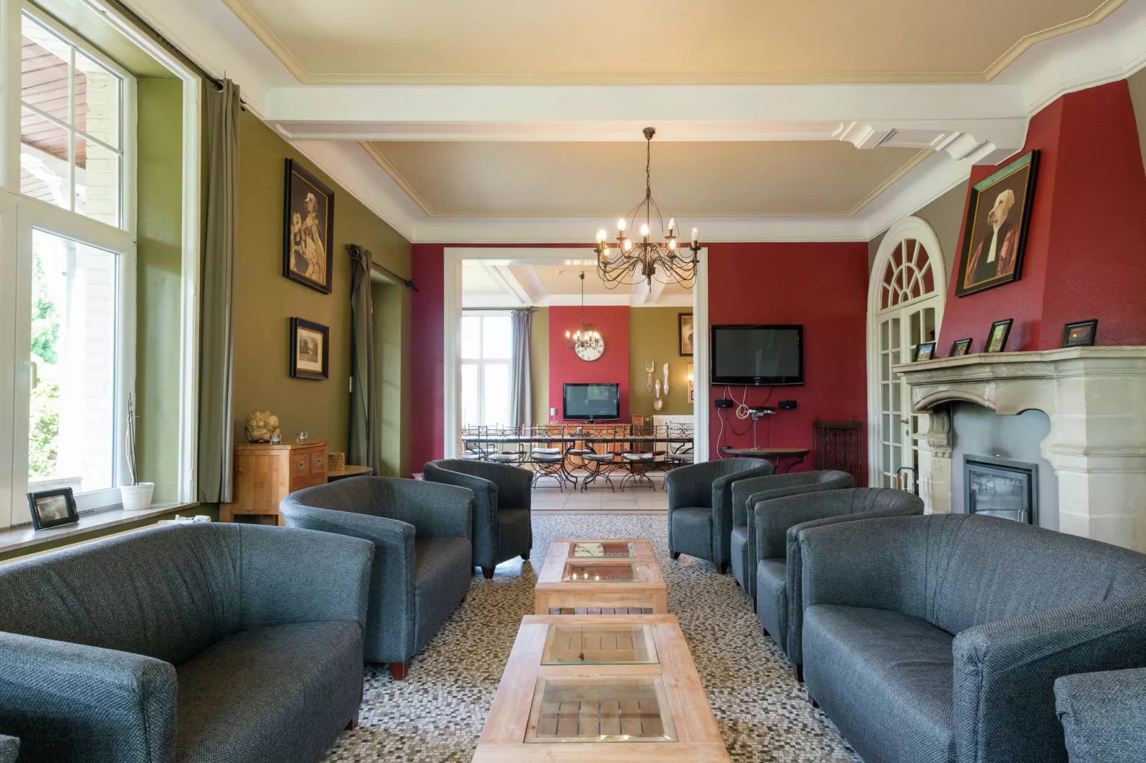 Château de luxe-Living room