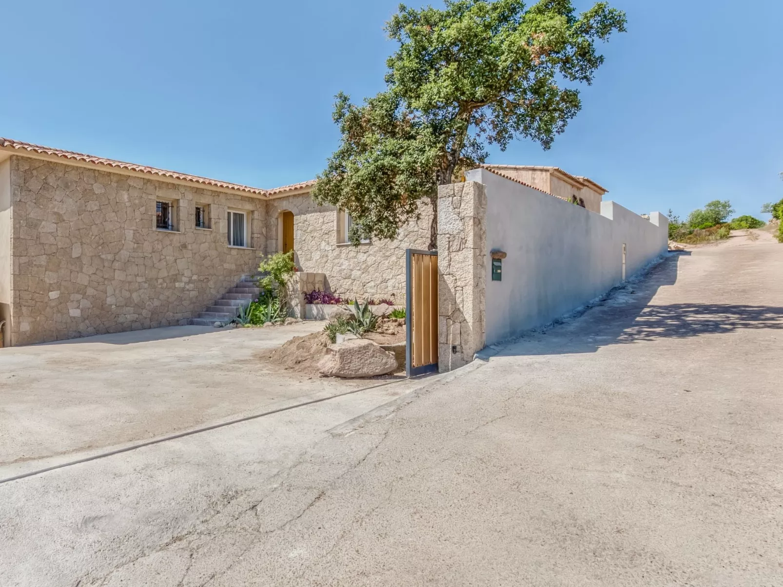 Villa Belios-Outside