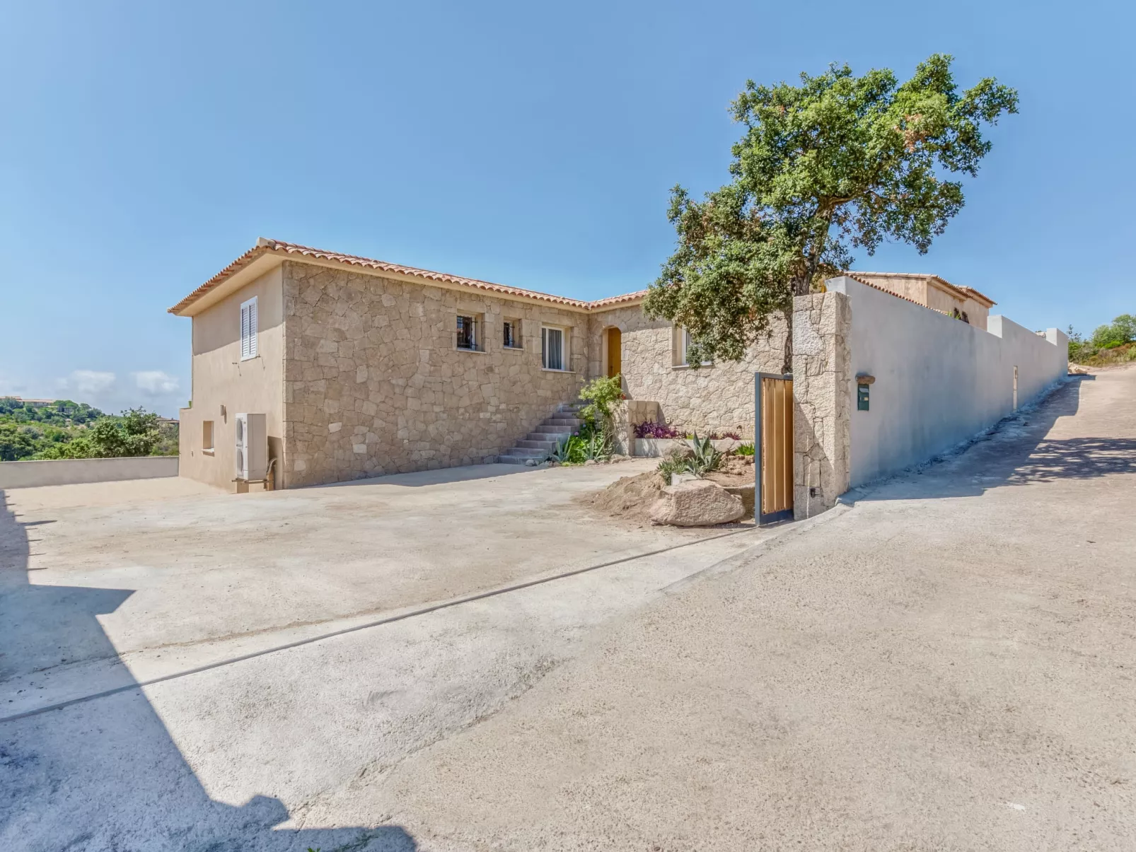 Villa Belios-Outside